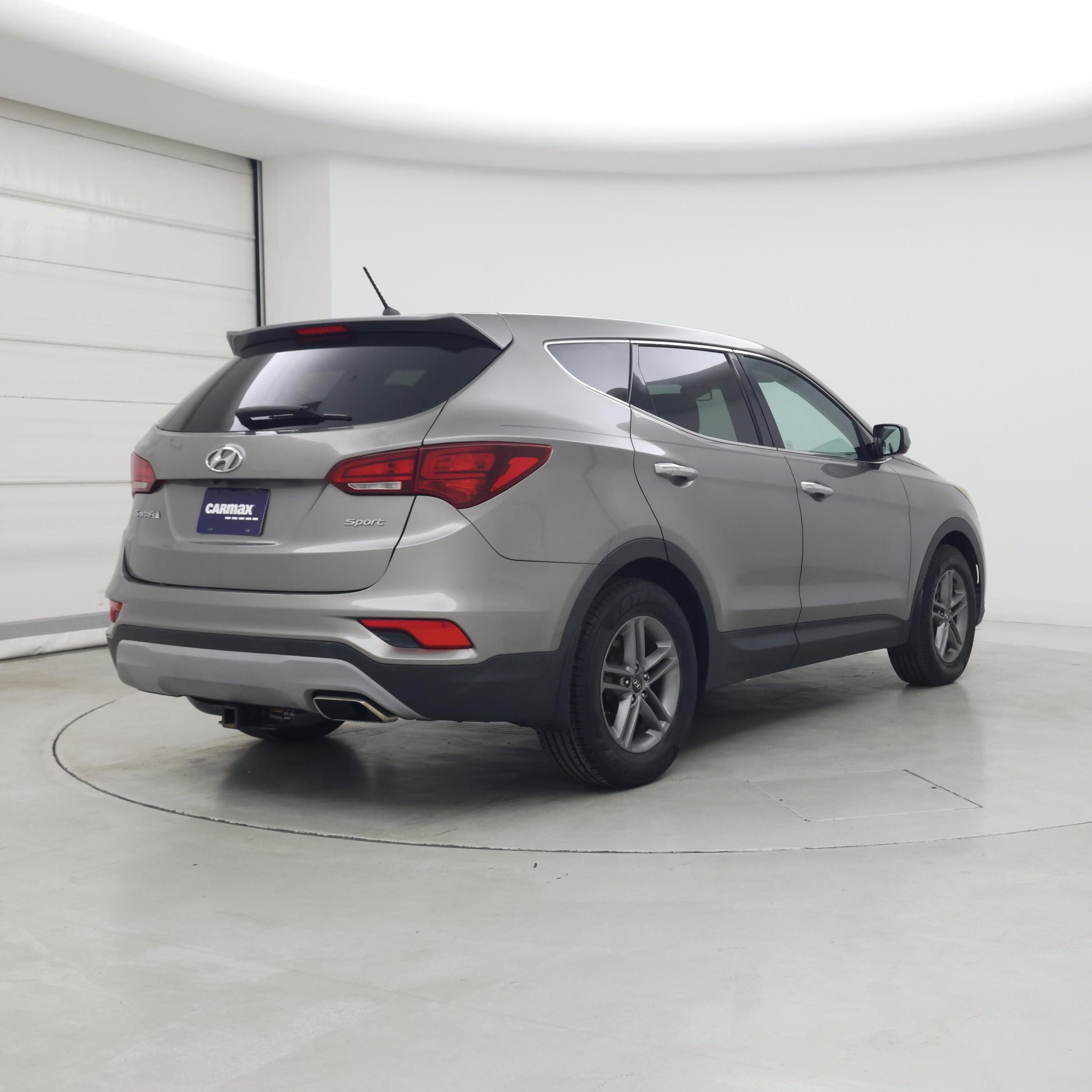 Thumbnail: 2018 Hyundai Santa Fe - 8