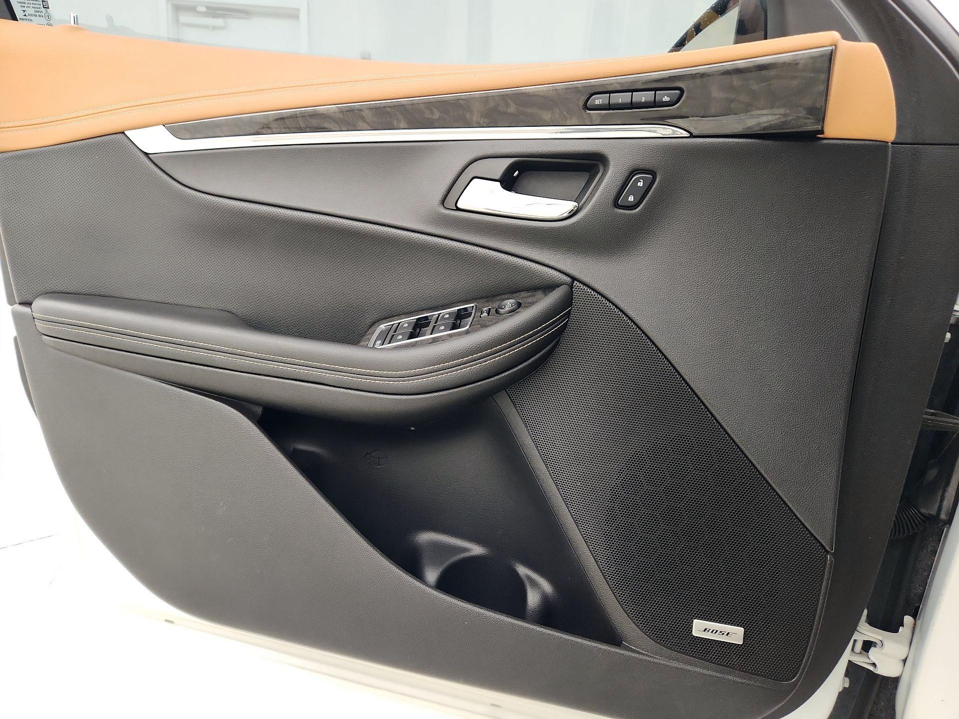 Thumbnail: 2014 Chevrolet Impala - 12