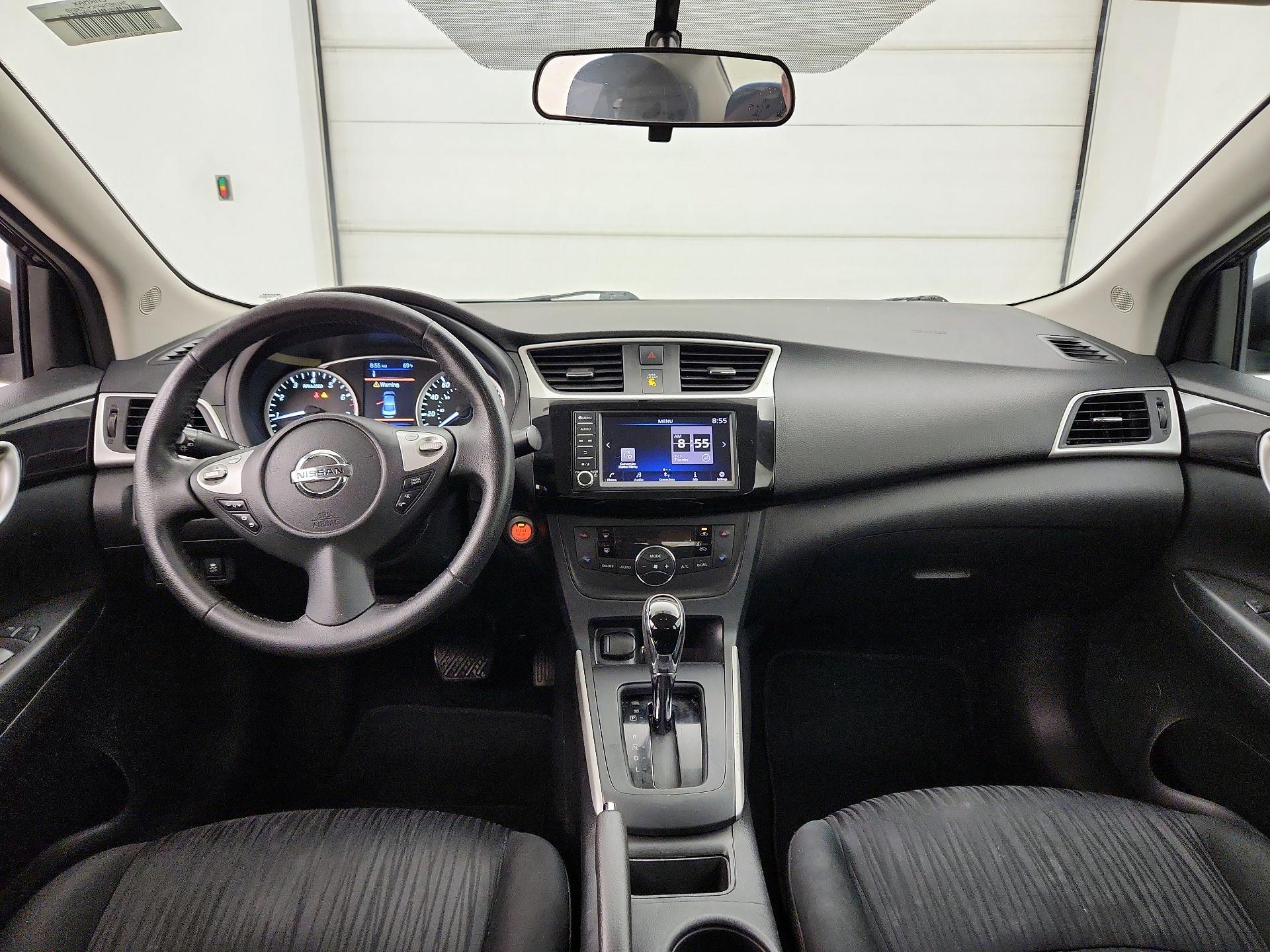 Thumbnail: 2019 Nissan Sentra - 9