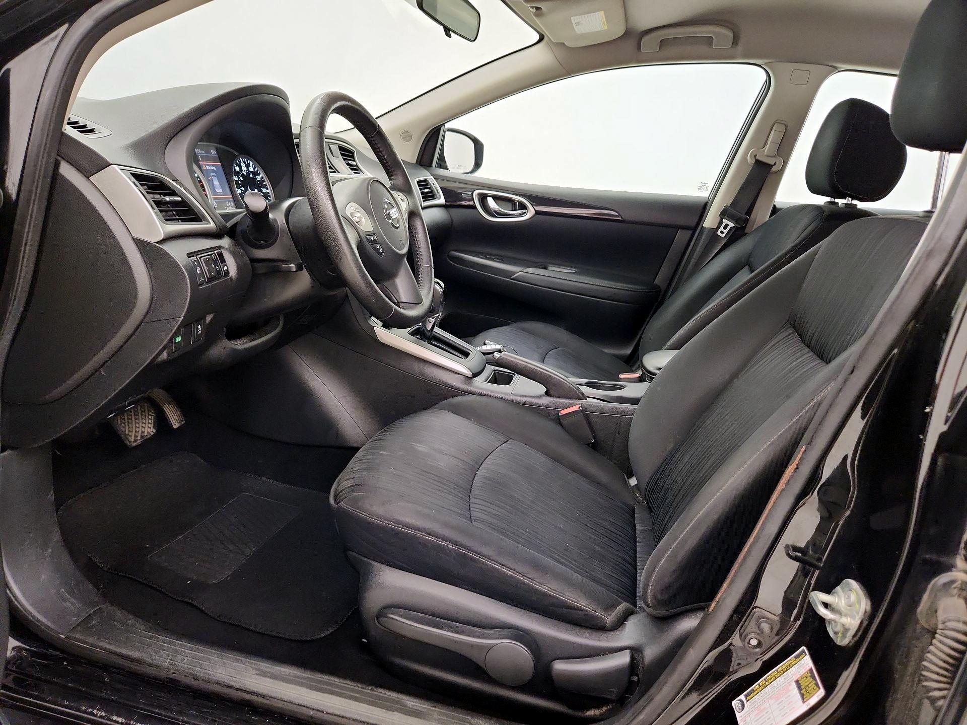 Thumbnail: 2019 Nissan Sentra - 11