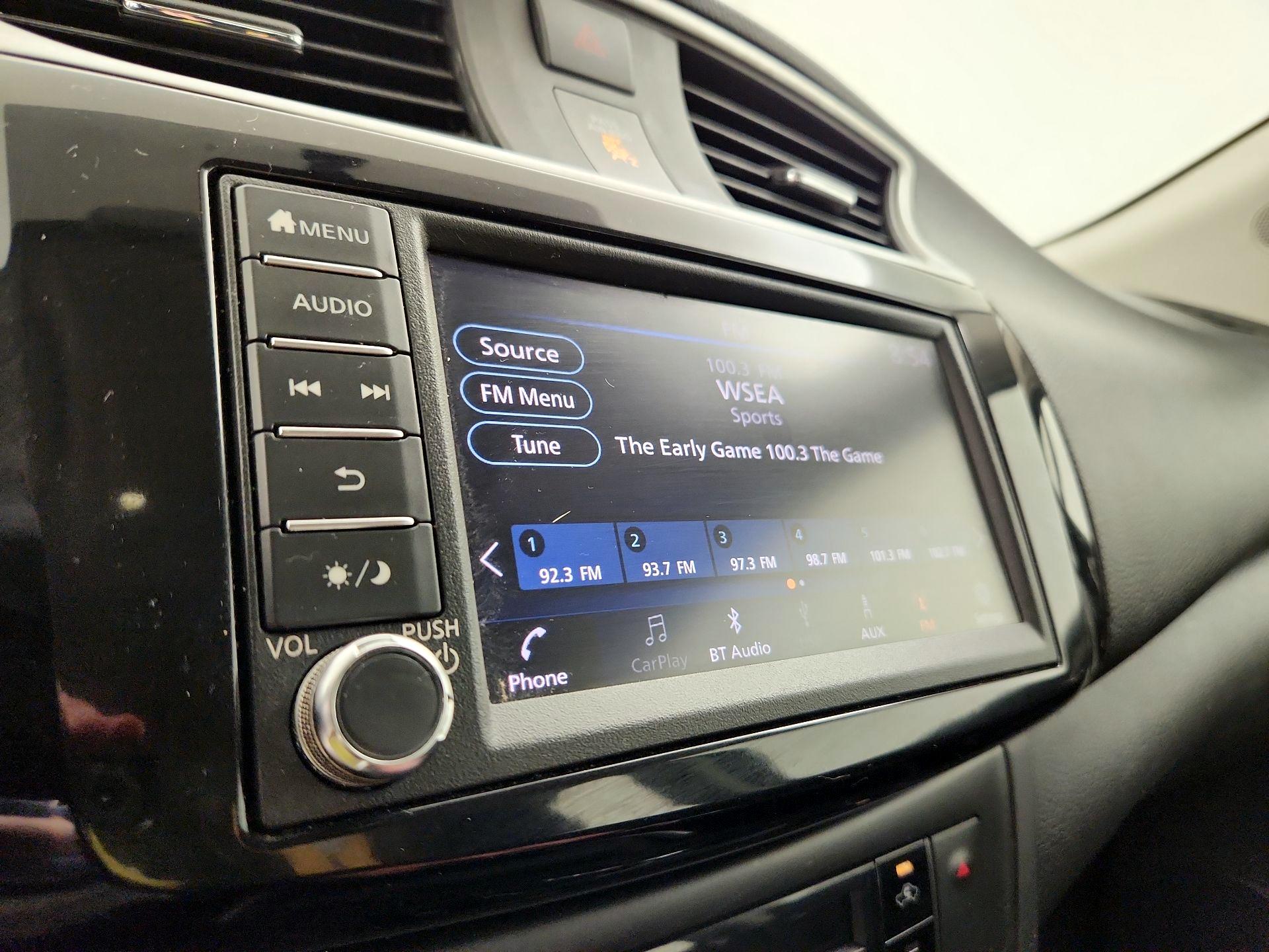 Thumbnail: 2019 Nissan Sentra - 15