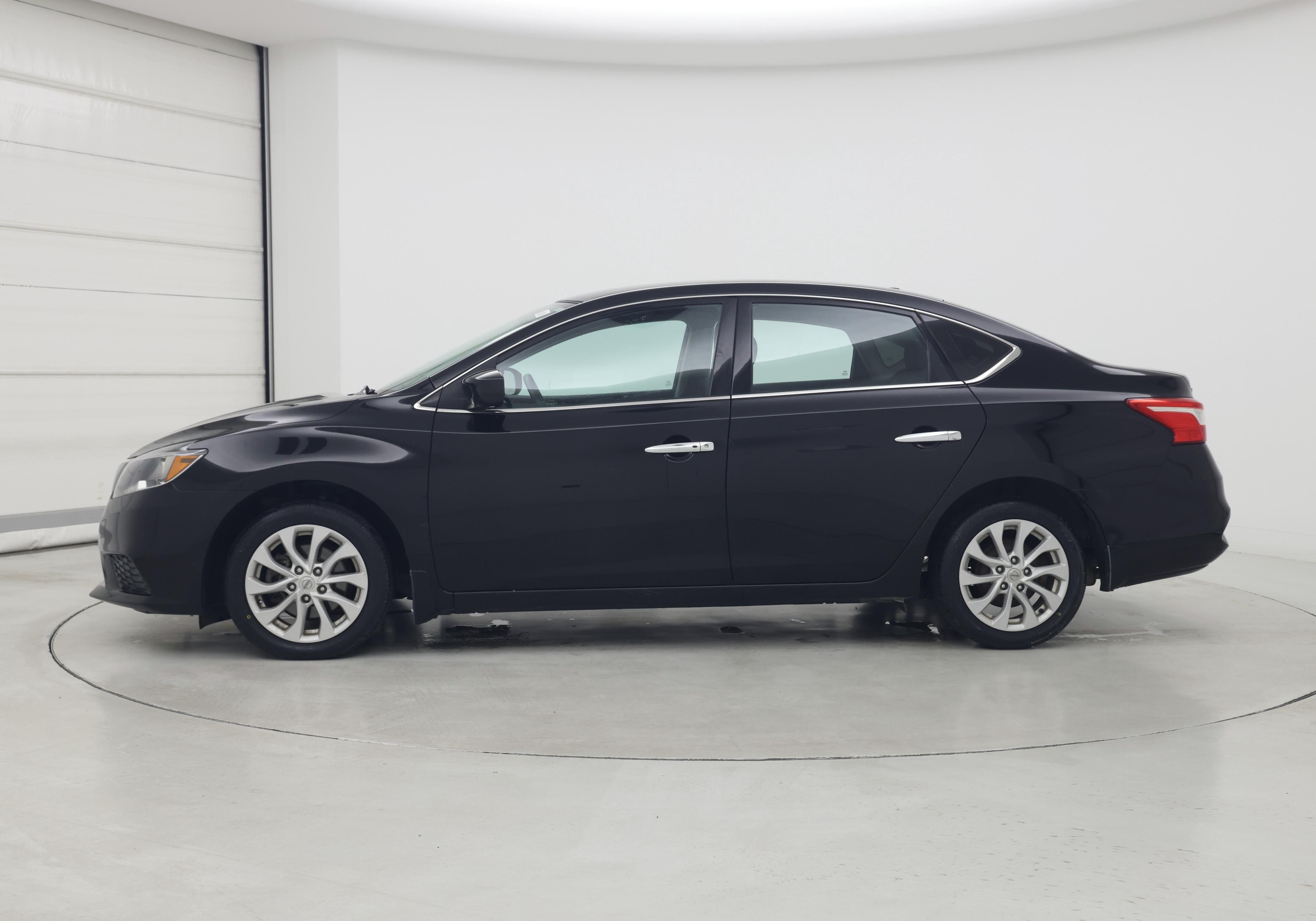 Thumbnail: 2019 Nissan Sentra - 3
