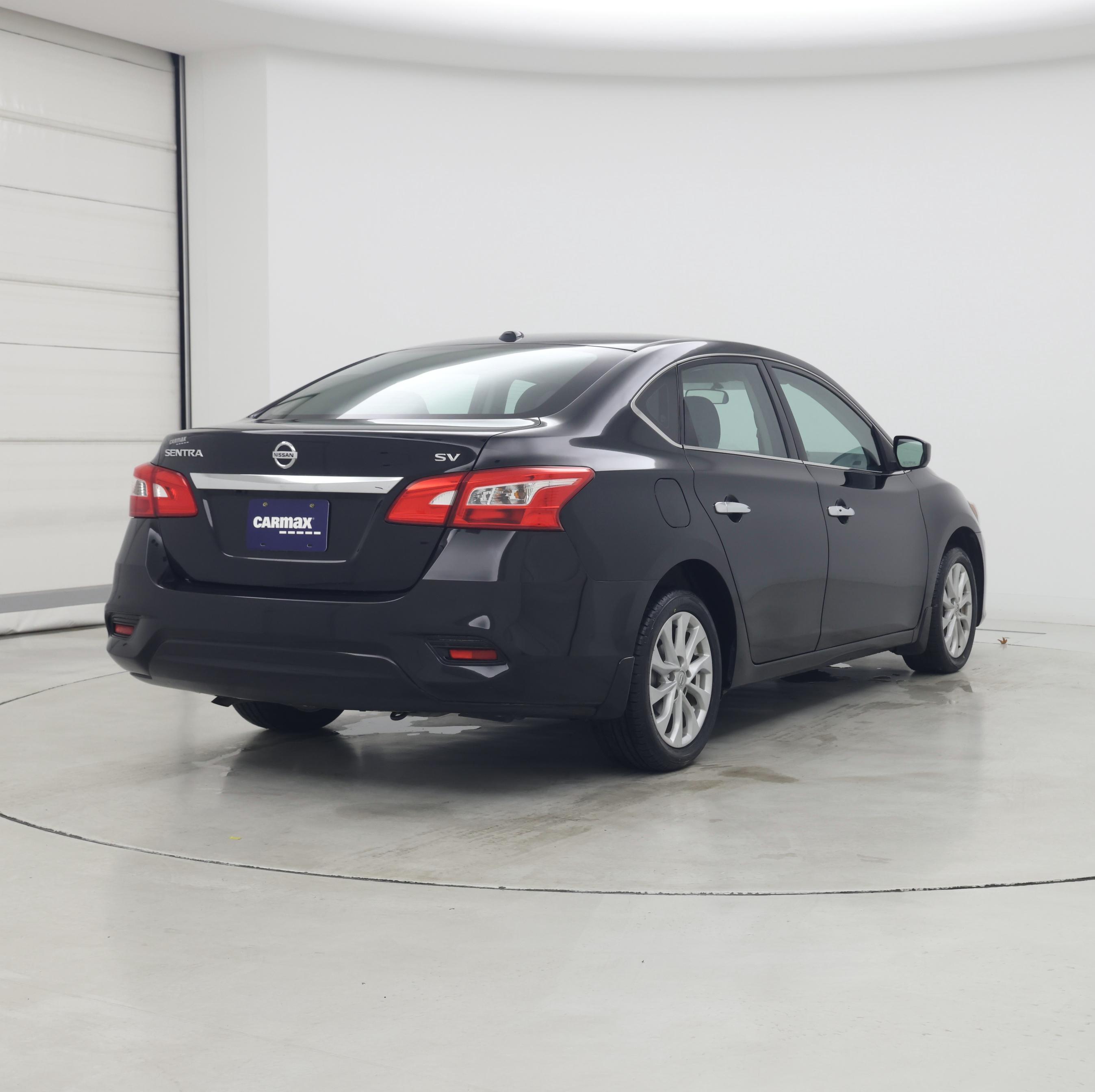 Thumbnail: 2019 Nissan Sentra - 8