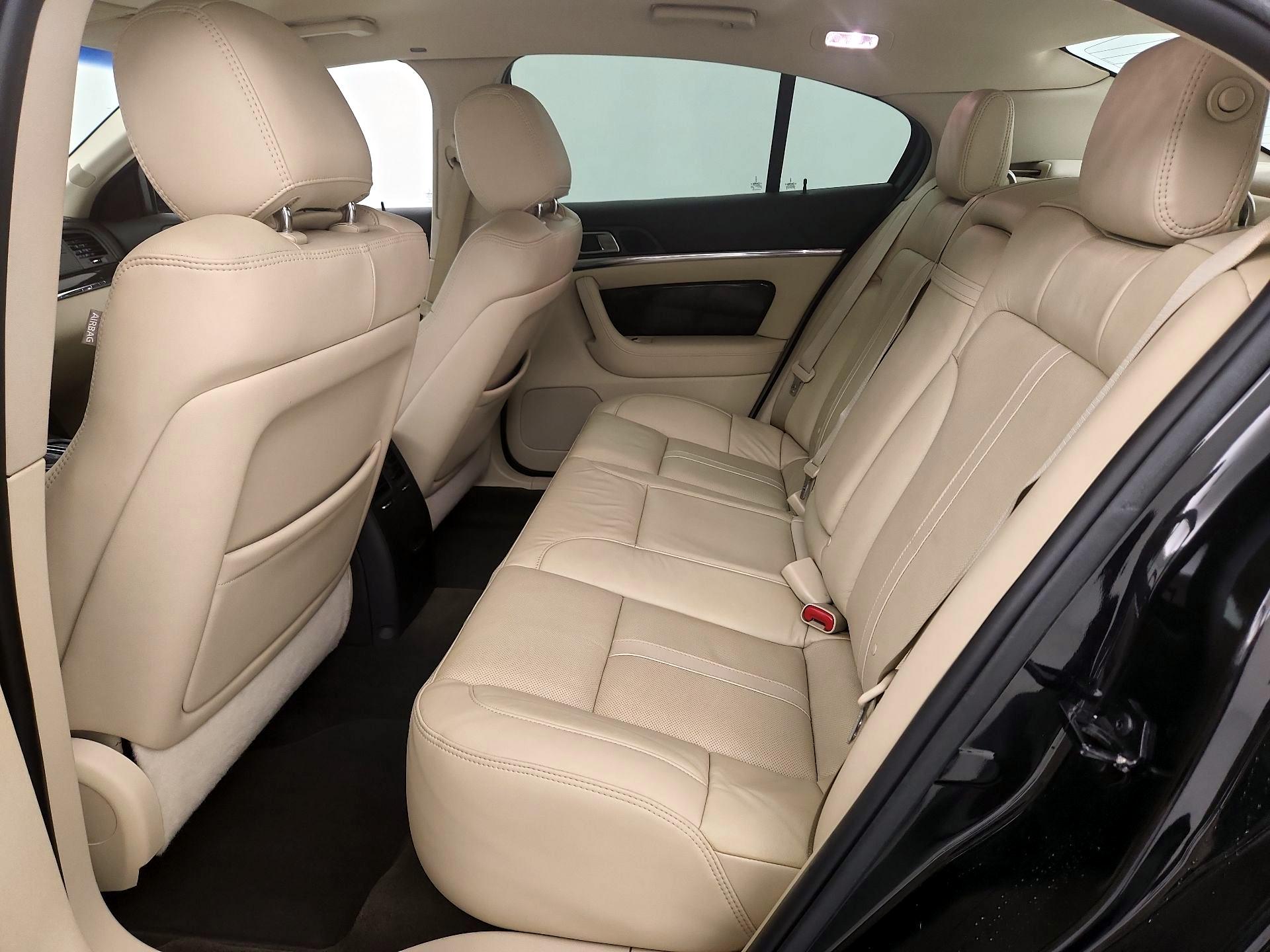 Thumbnail: 2015 Lincoln MKS - 20