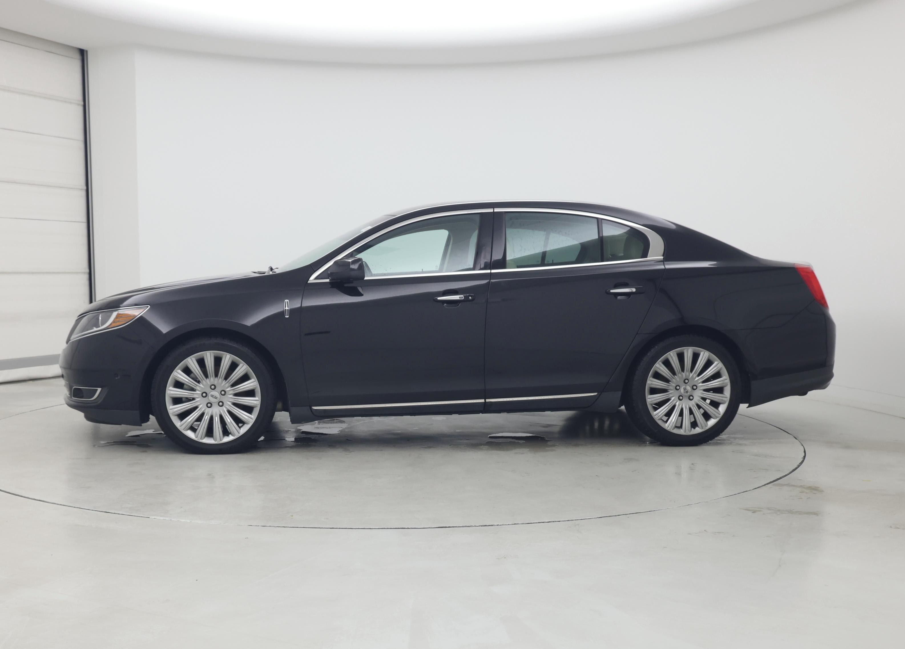Thumbnail: 2015 Lincoln MKS - 3