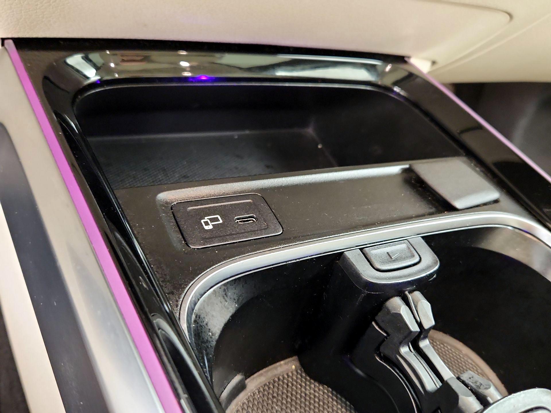 Thumbnail: 2021 Mercedes-Benz GLB - 19