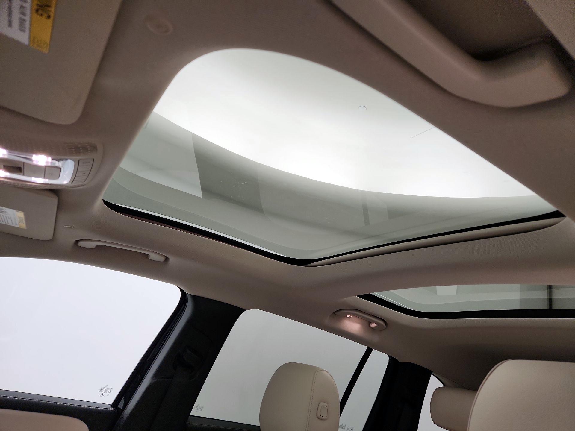 Thumbnail: 2021 Mercedes-Benz GLB - 20