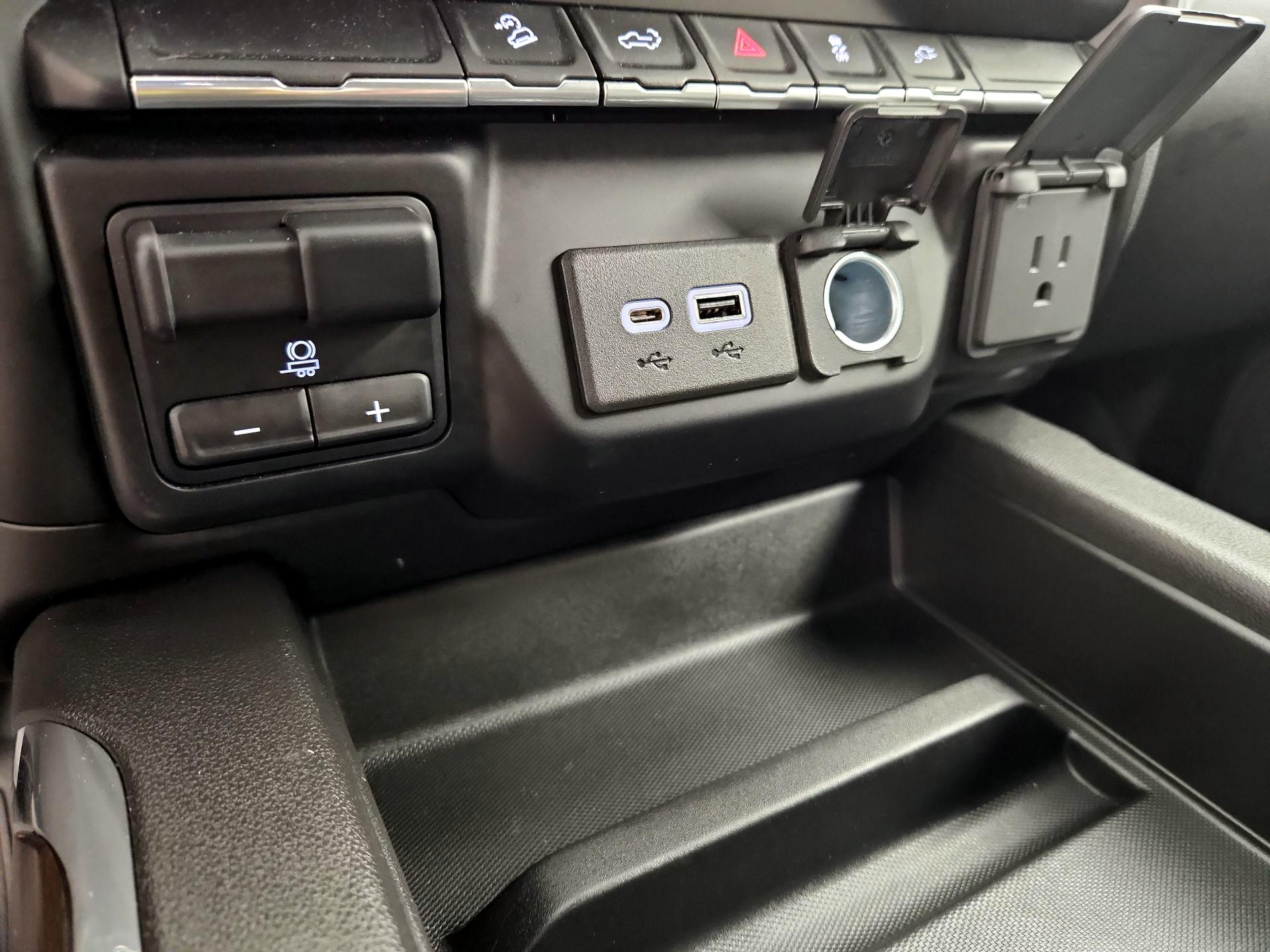 Thumbnail: 2022 GMC Sierra 1500 - 18