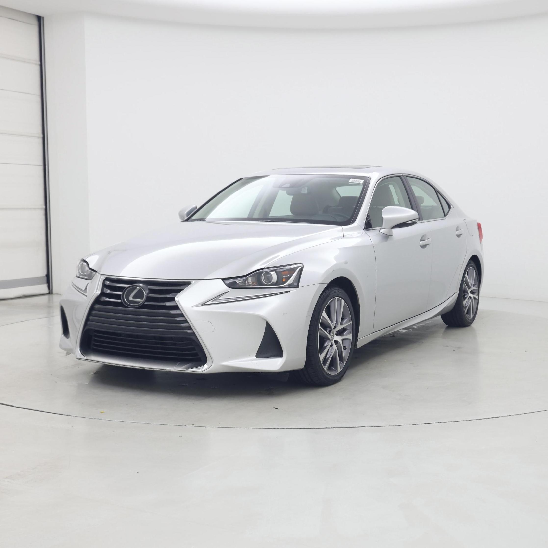 Thumbnail: 2019 Lexus IS - 4
