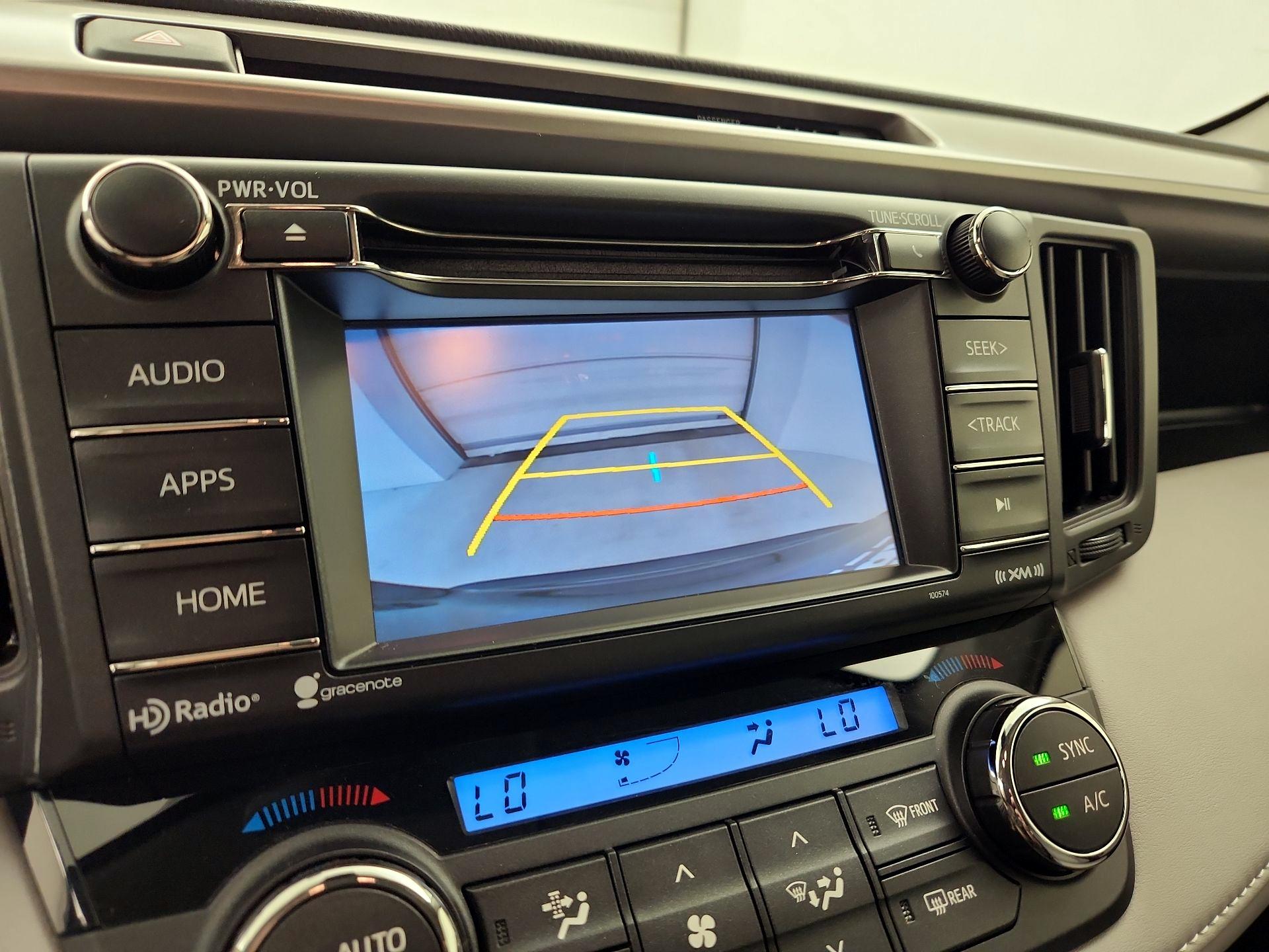 Thumbnail: 2018 Toyota RAV4 - 14