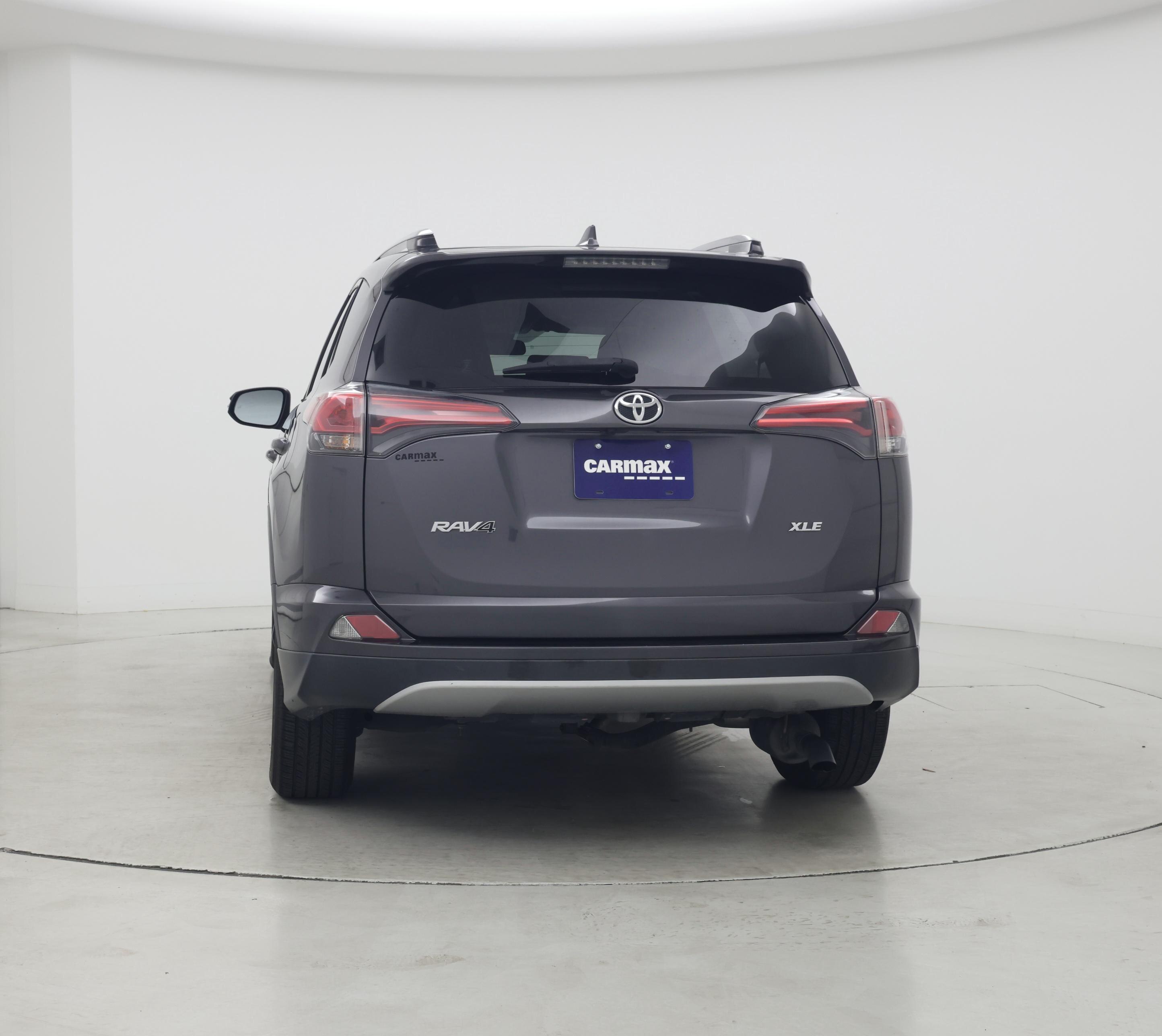 Thumbnail: 2018 Toyota RAV4 - 6