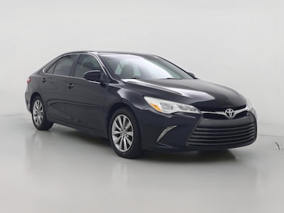 Black 2016 Toyota Camry XLE
