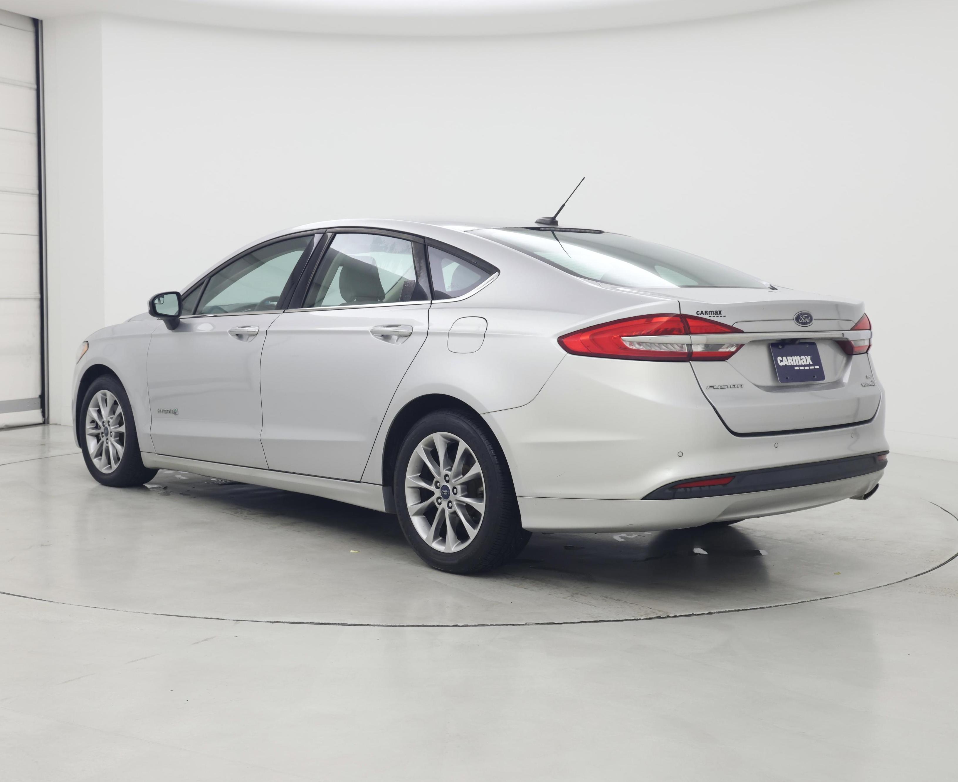 Thumbnail: 2017 Ford Fusion - 2