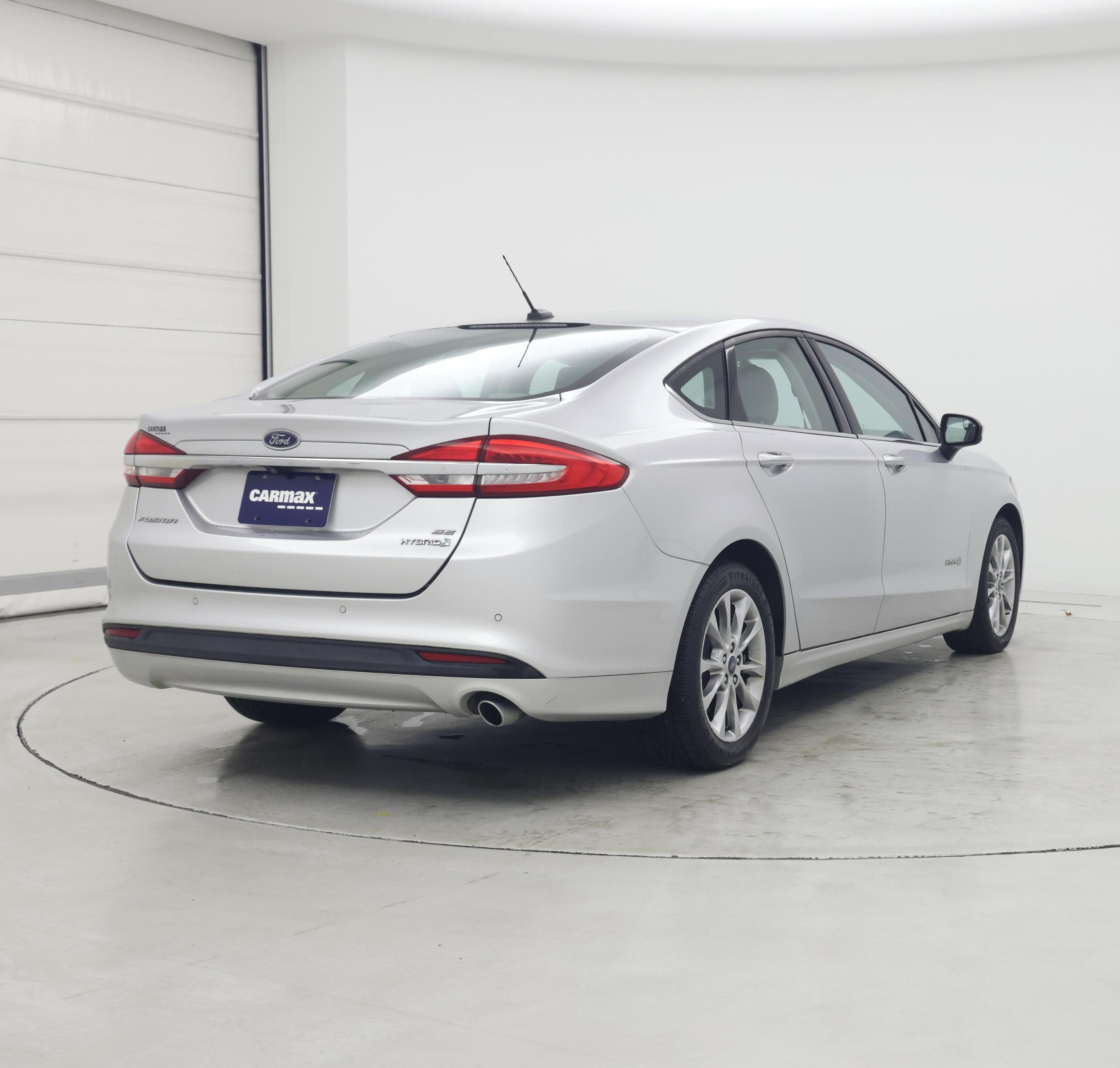 Thumbnail: 2017 Ford Fusion - 8