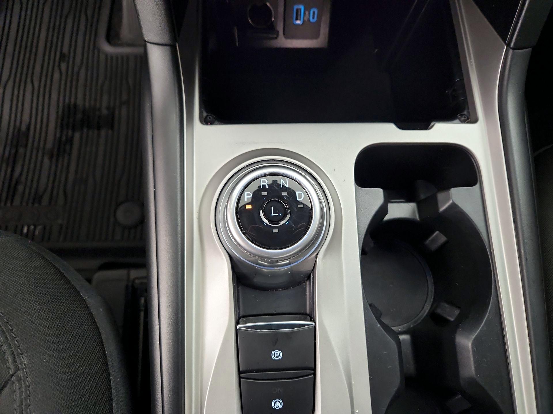 Thumbnail: 2021 Ford Explorer - 17