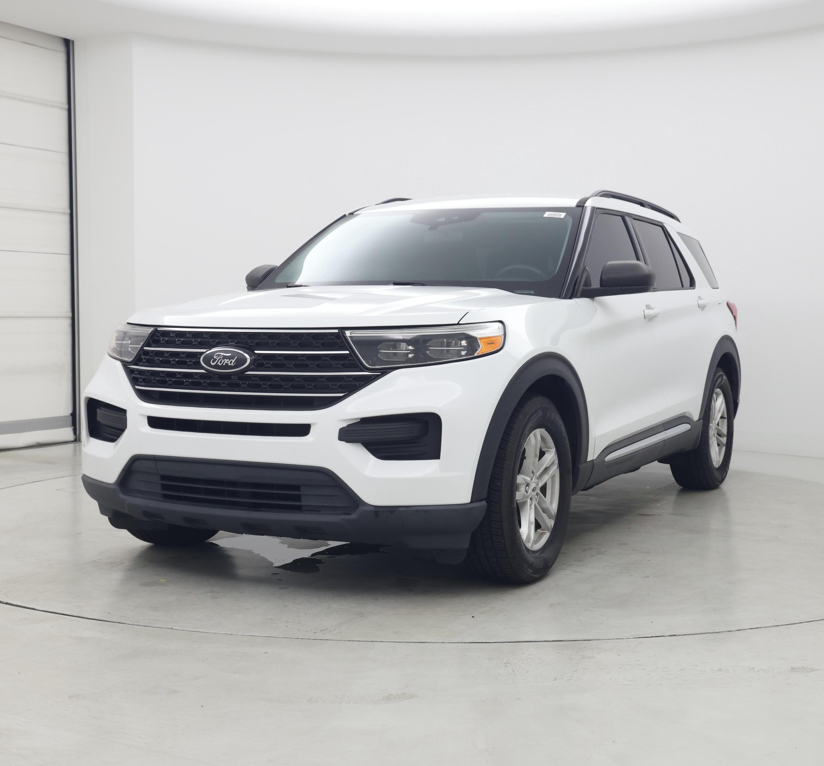 Thumbnail: 2021 Ford Explorer - 4