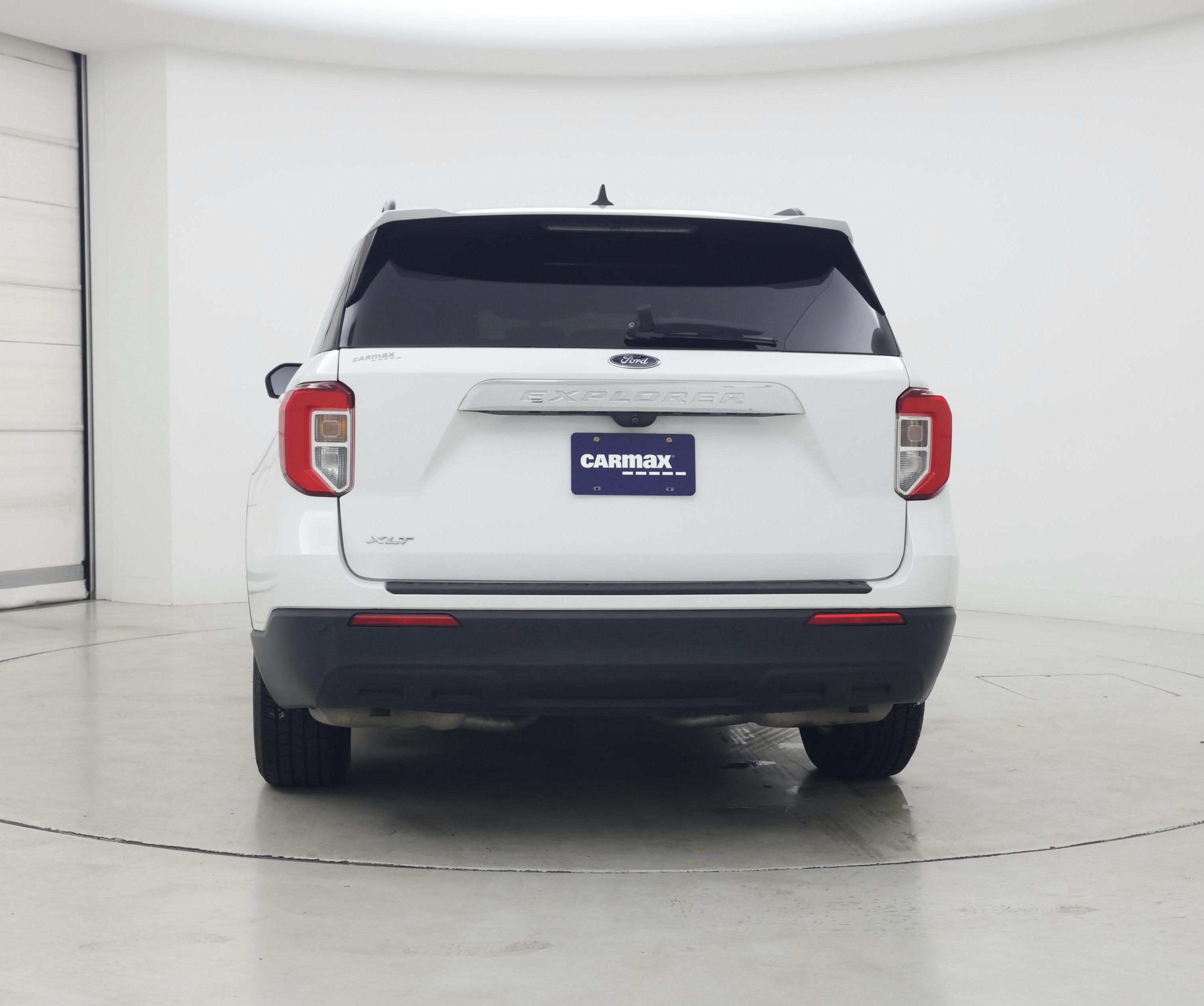 Thumbnail: 2021 Ford Explorer - 6