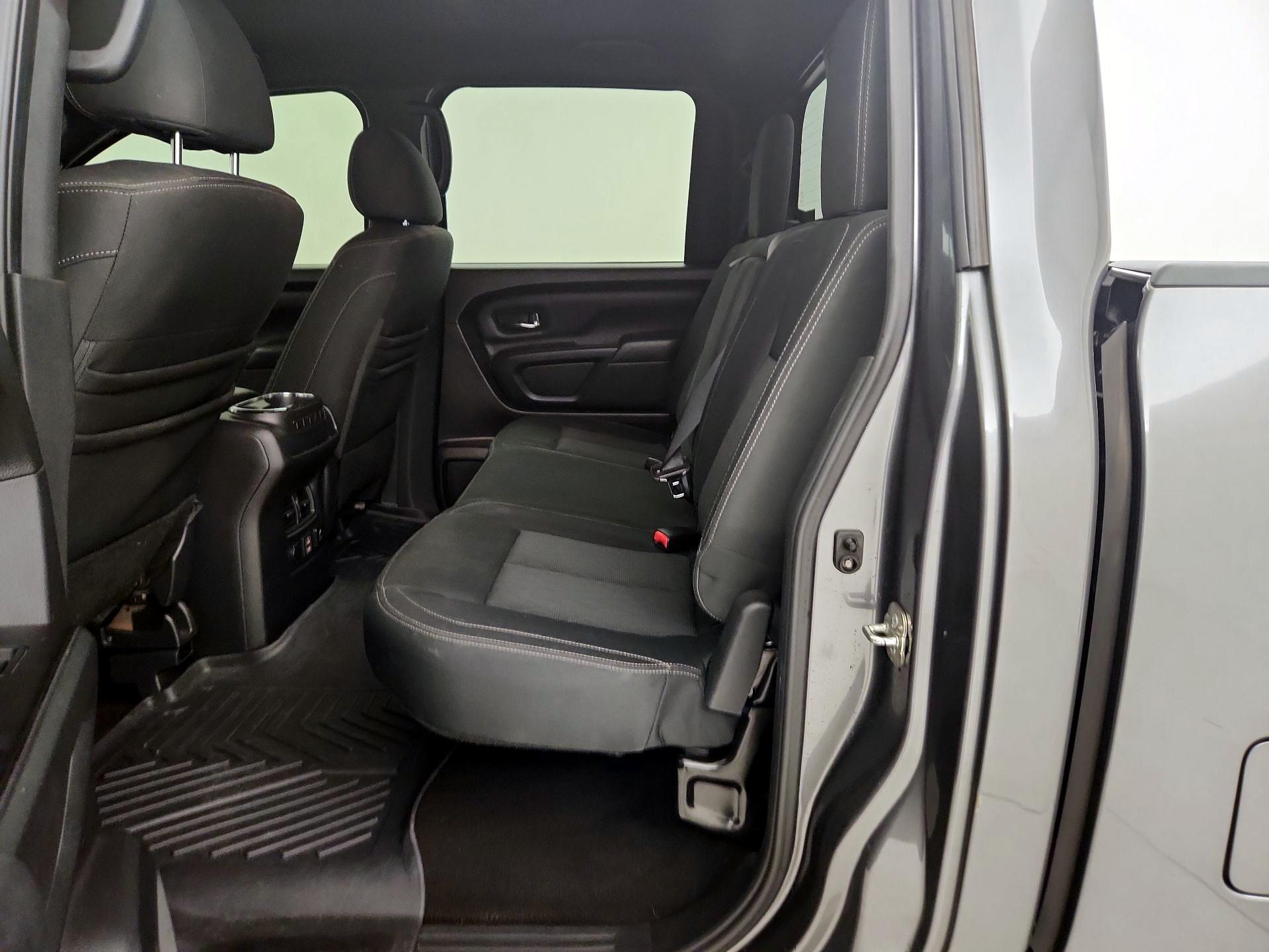 Thumbnail: 2019 Nissan Titan - 19