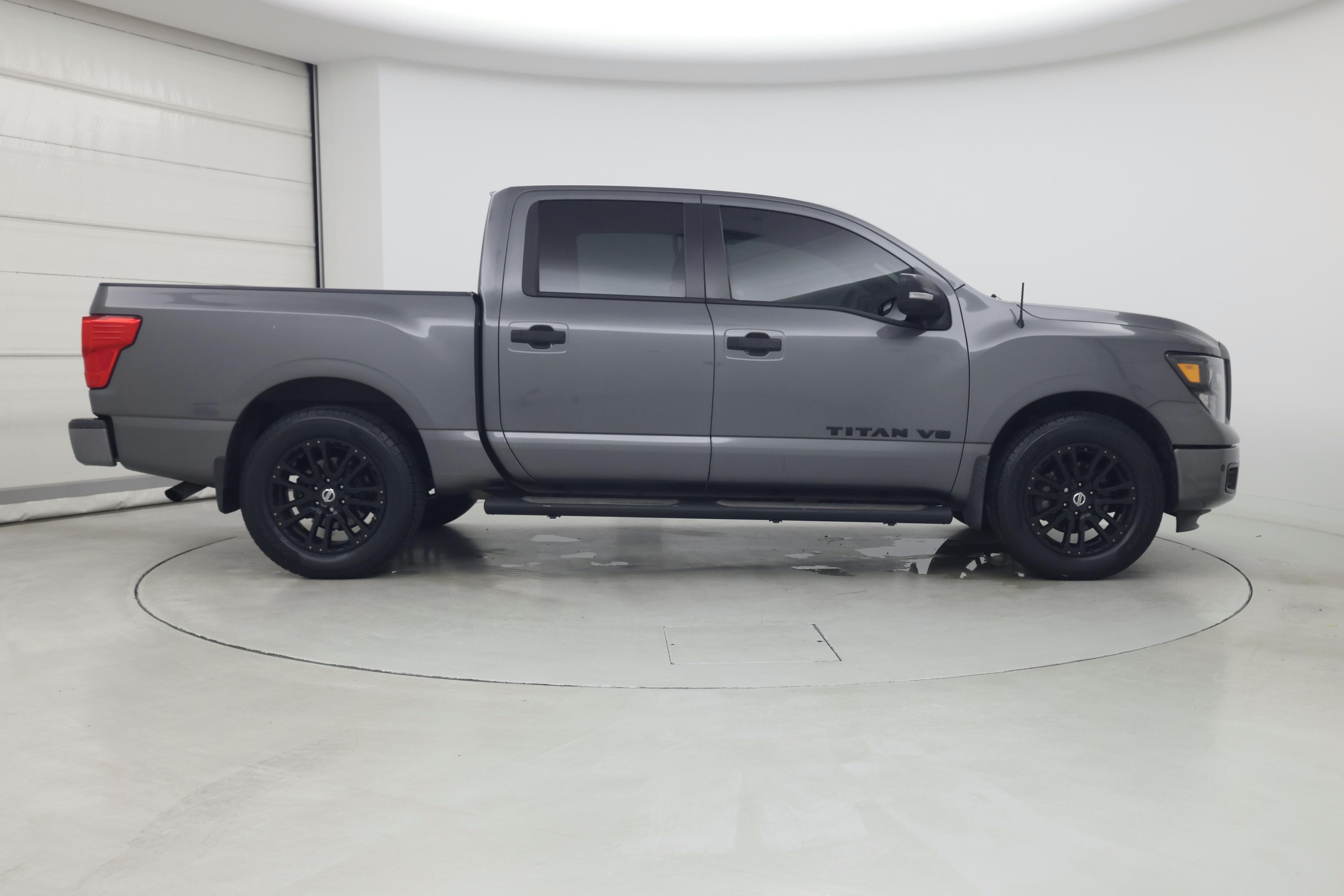 Thumbnail: 2019 Nissan Titan - 7