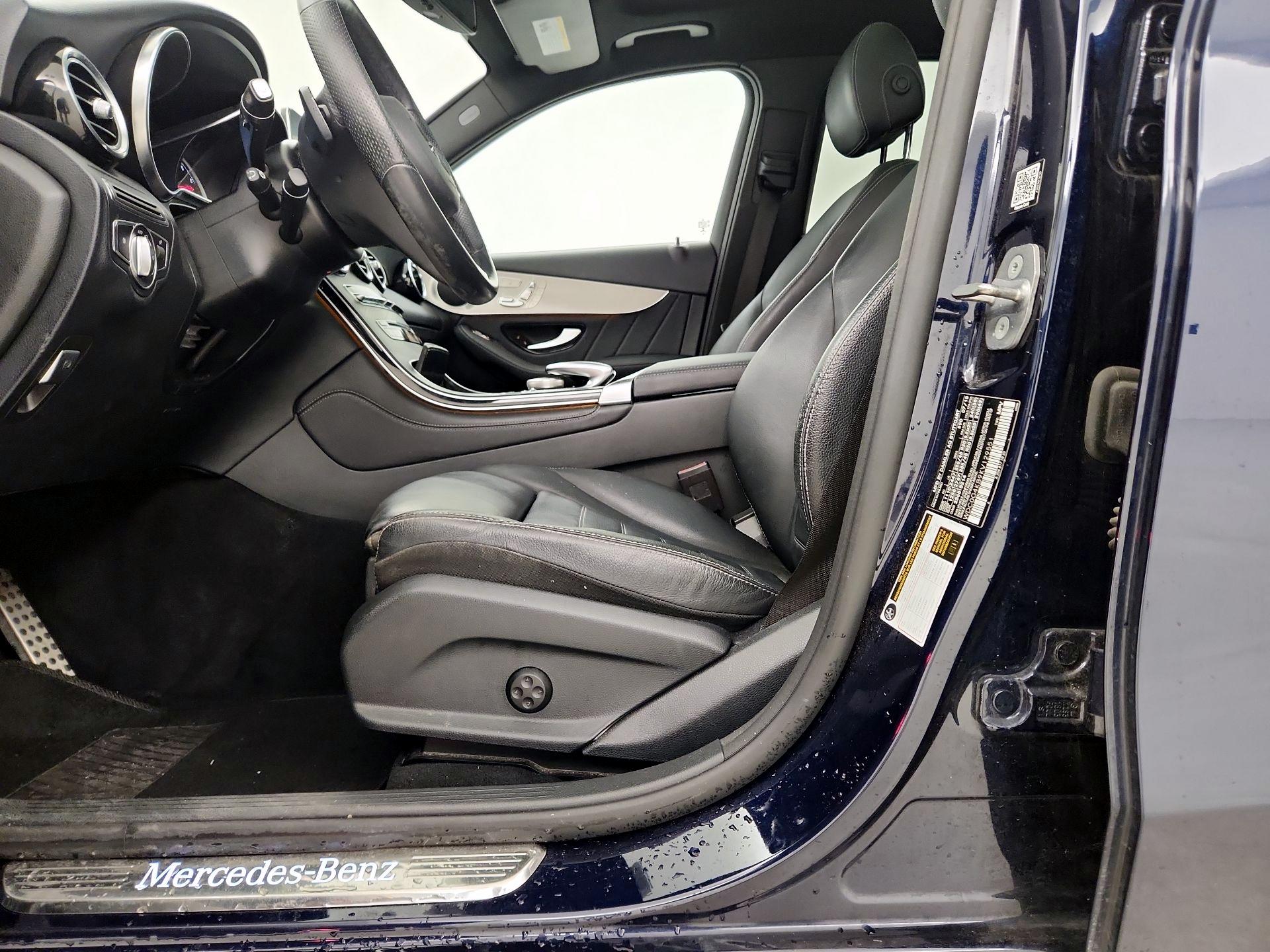 Thumbnail: 2019 Mercedes-Benz GLC - 11