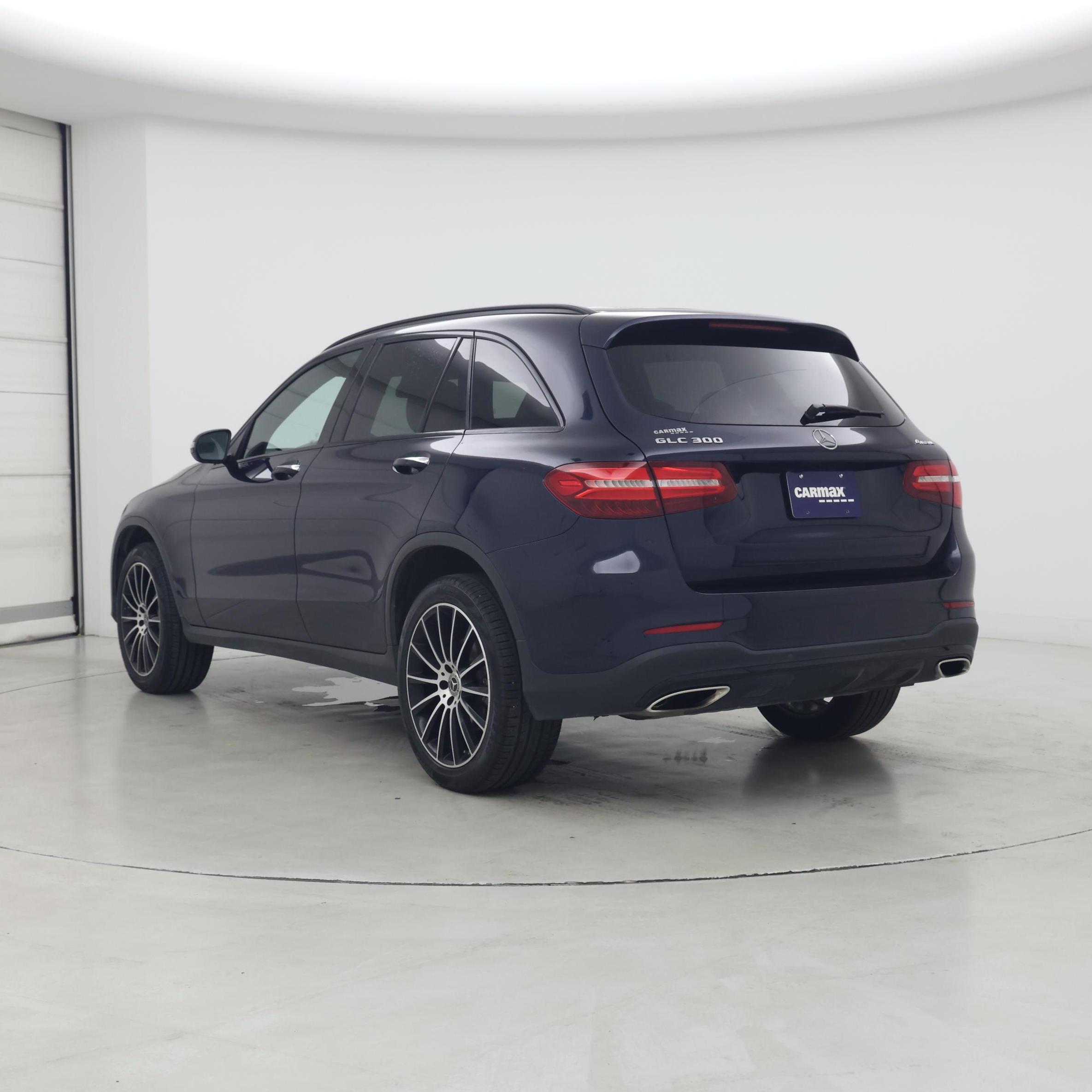 Thumbnail: 2019 Mercedes-Benz GLC - 2