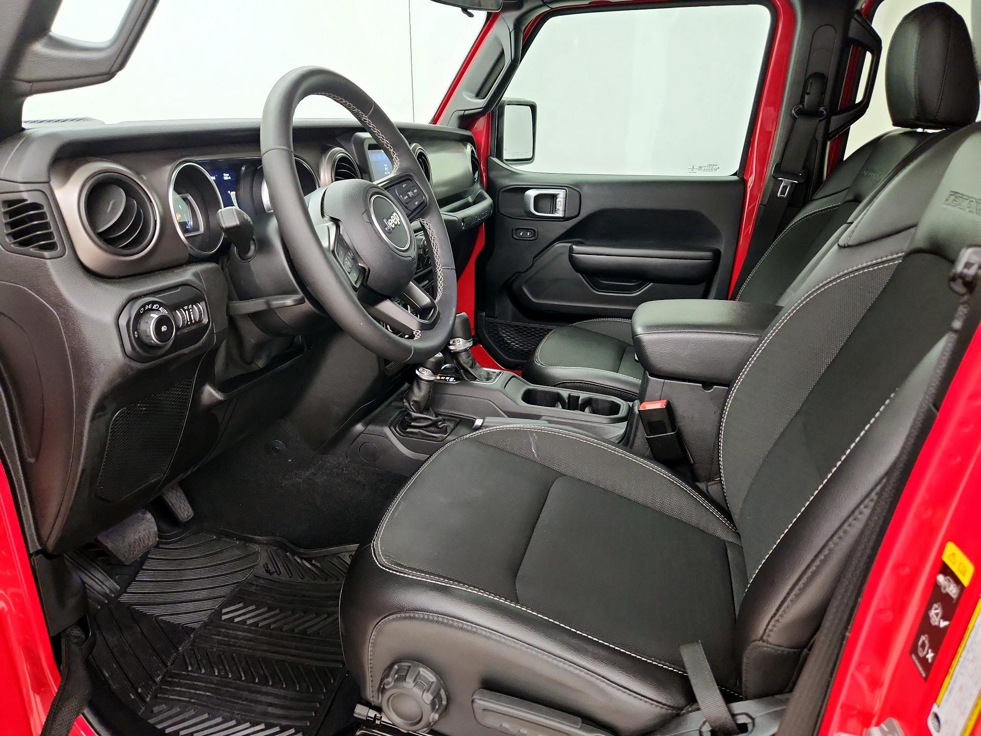 Thumbnail: 2020 Jeep Wrangler - 11