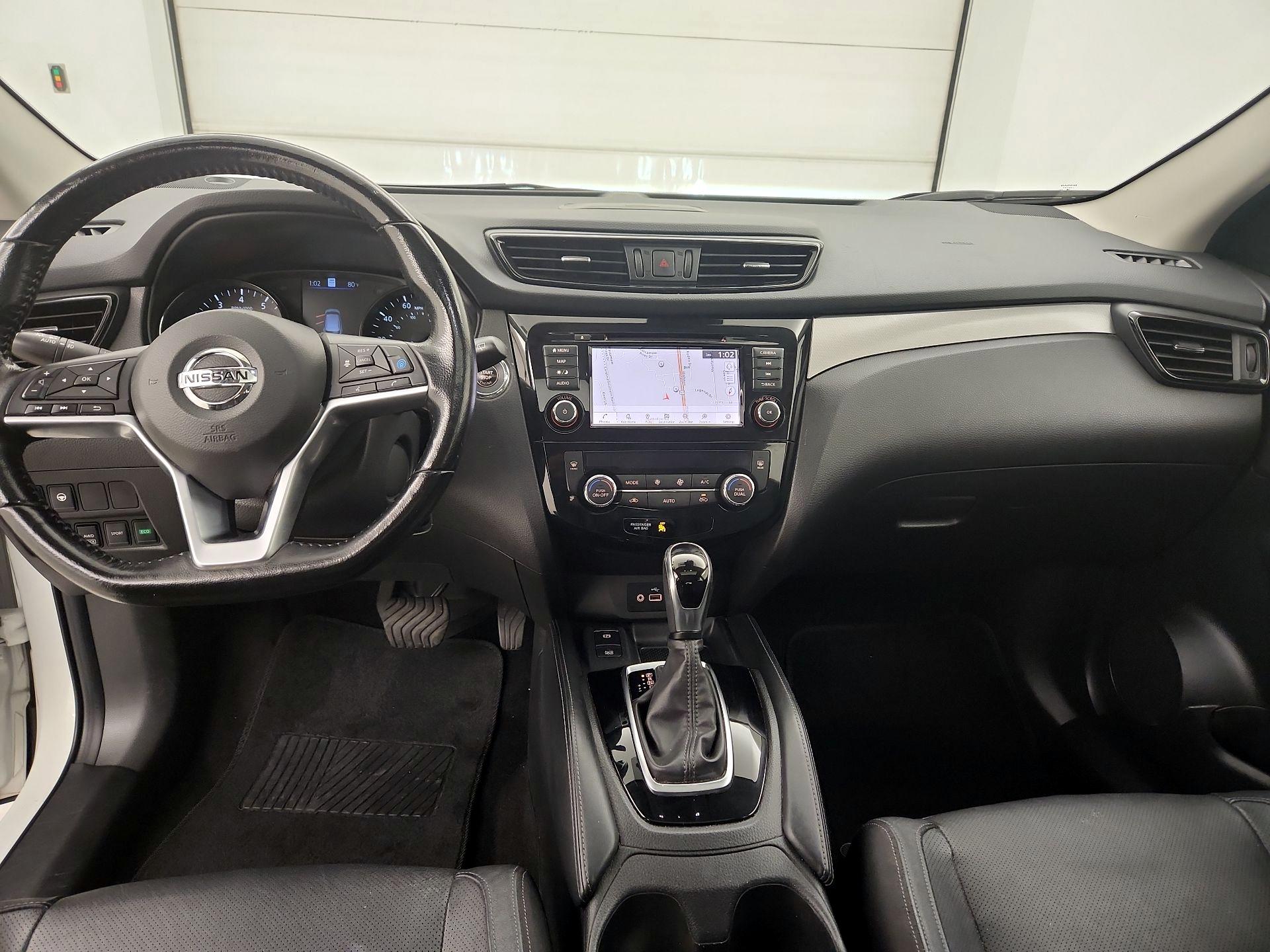 Thumbnail: 2020 Nissan Rogue Sport - 9