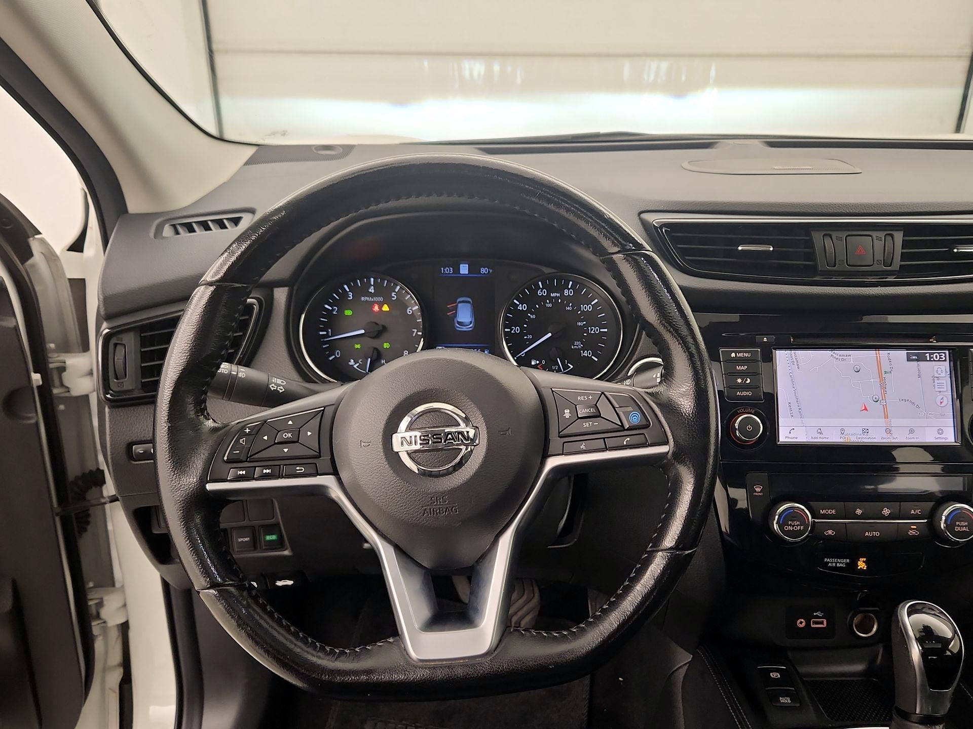 Thumbnail: 2020 Nissan Rogue Sport - 10