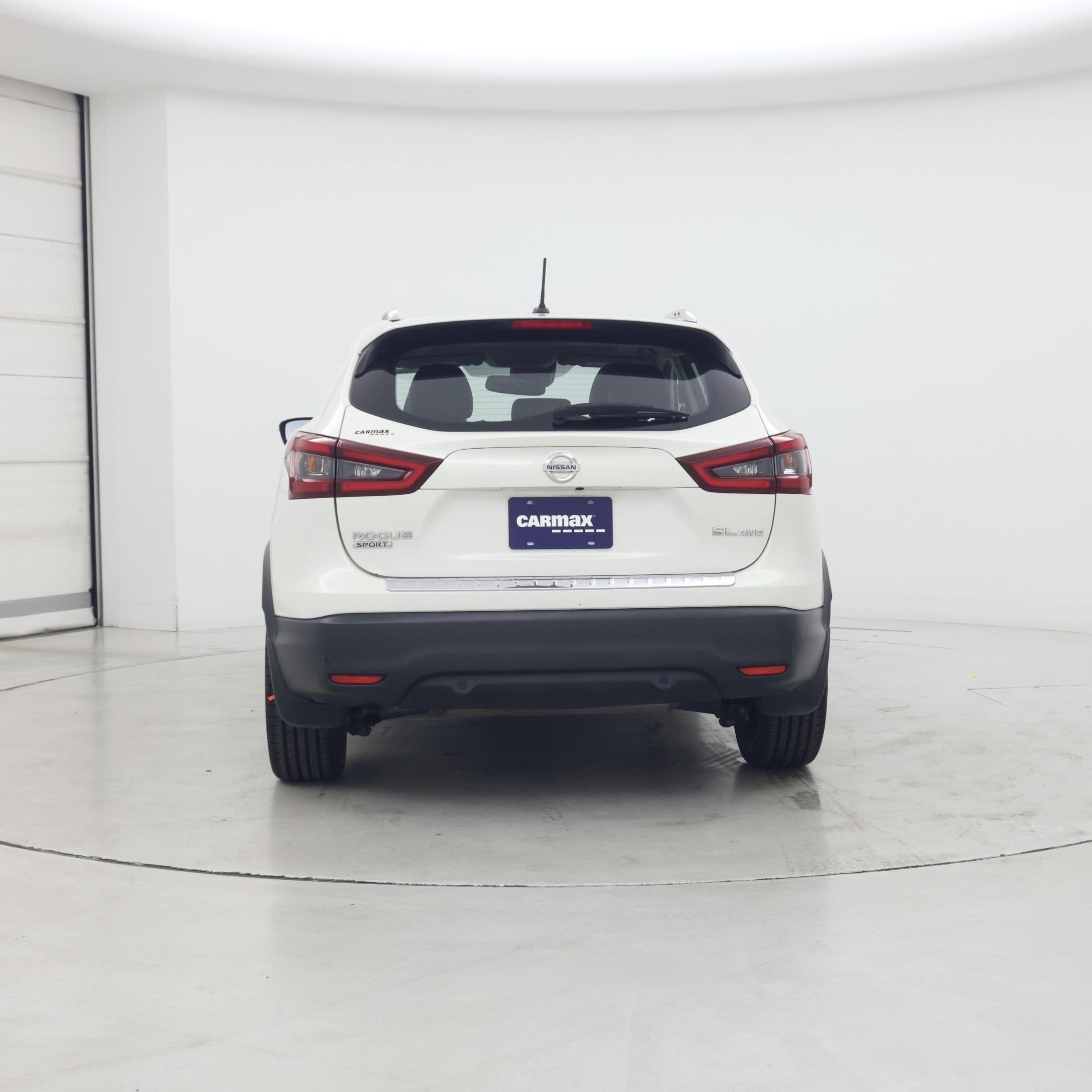Thumbnail: 2020 Nissan Rogue Sport - 6