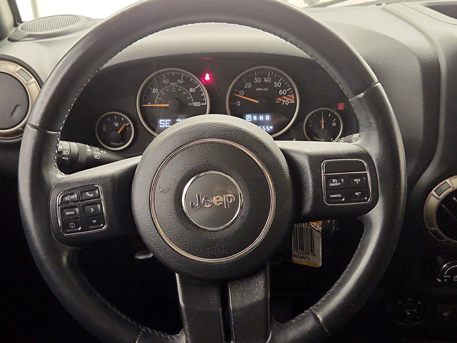 Thumbnail: 2016 Jeep Wrangler - 10
