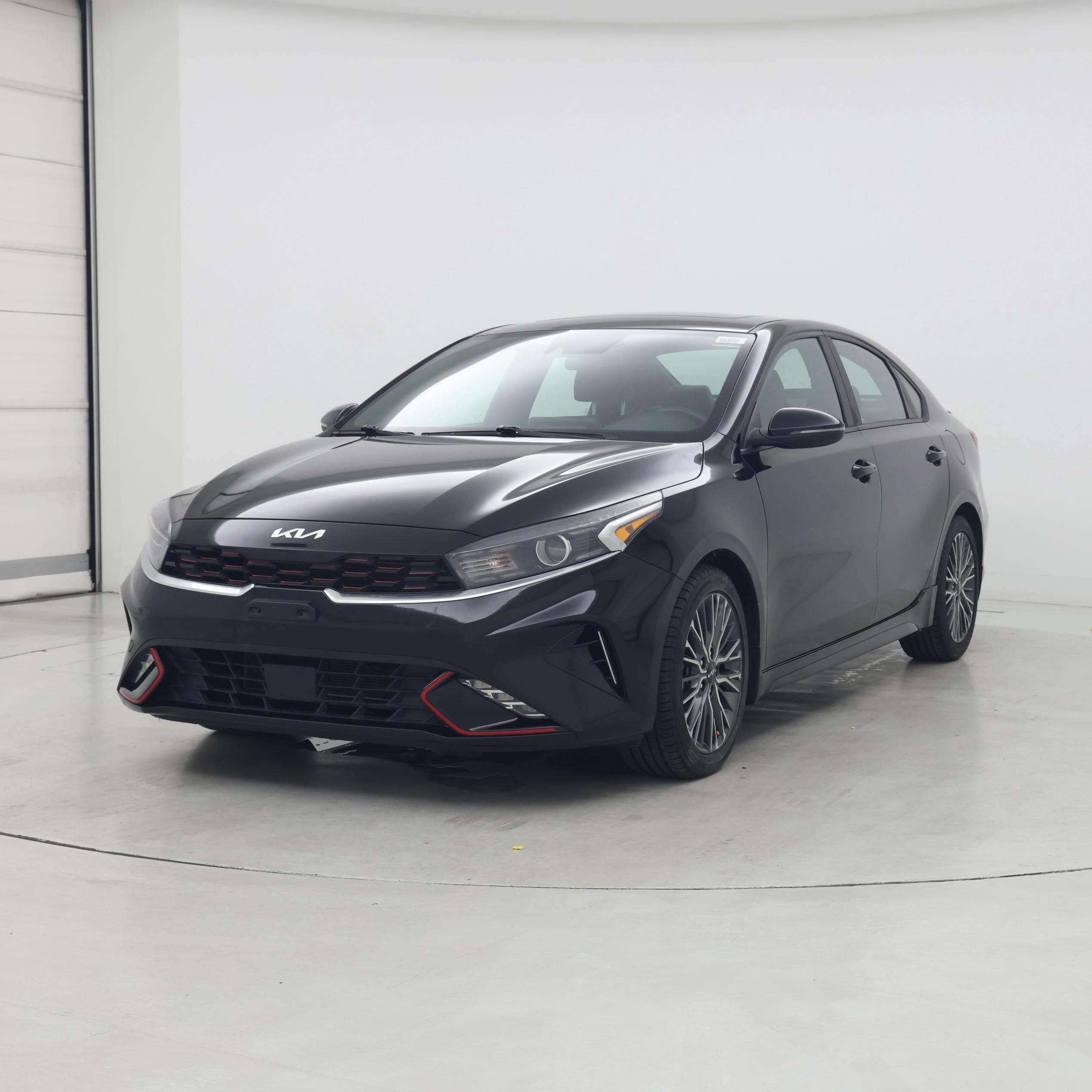 Thumbnail: 2022 Kia Forte - 4