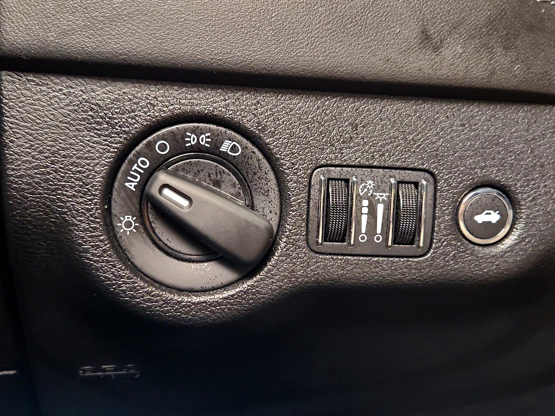 Thumbnail: 2021 Dodge Charger - 13