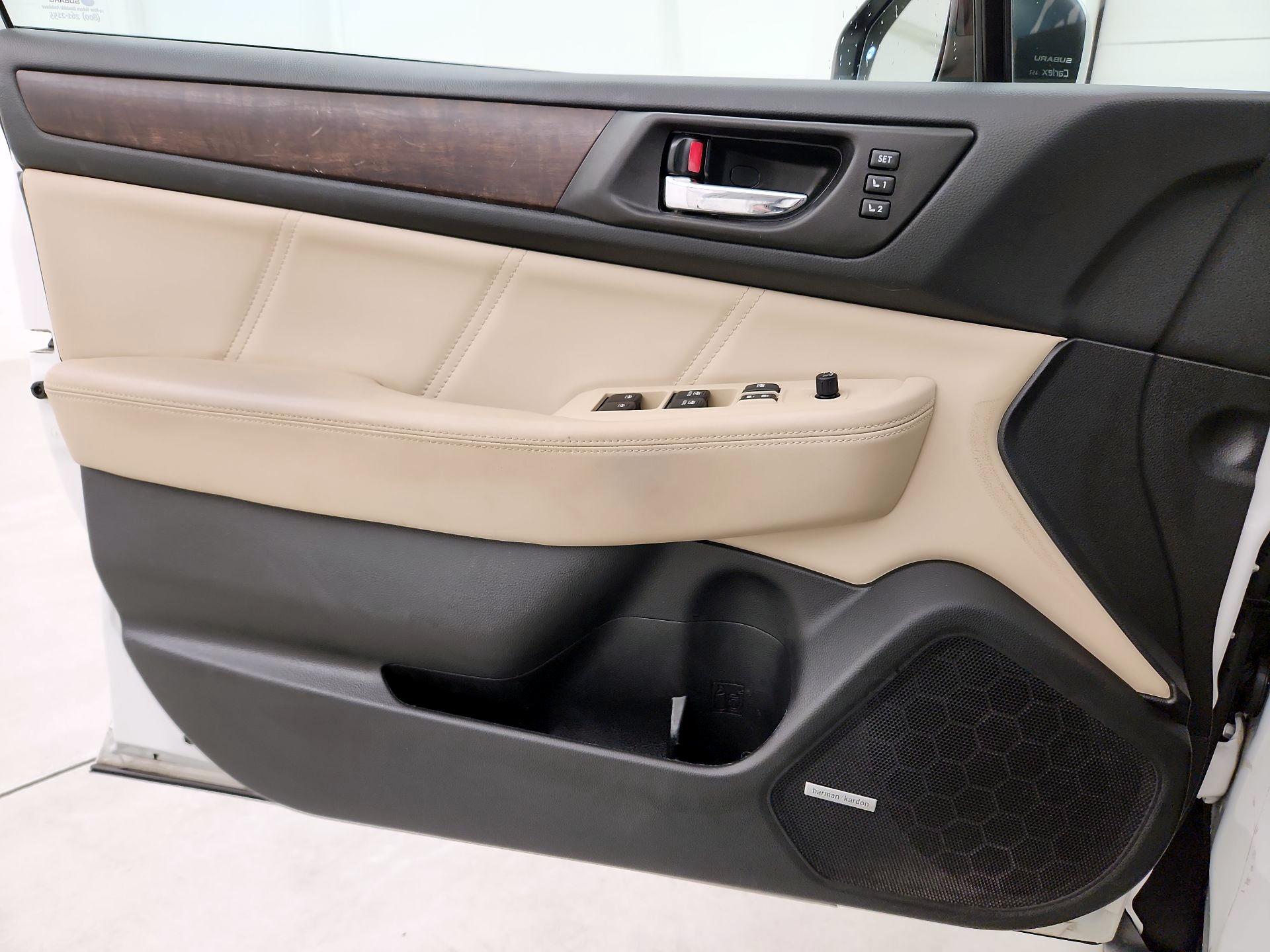 Thumbnail: 2018 Subaru Outback - 12