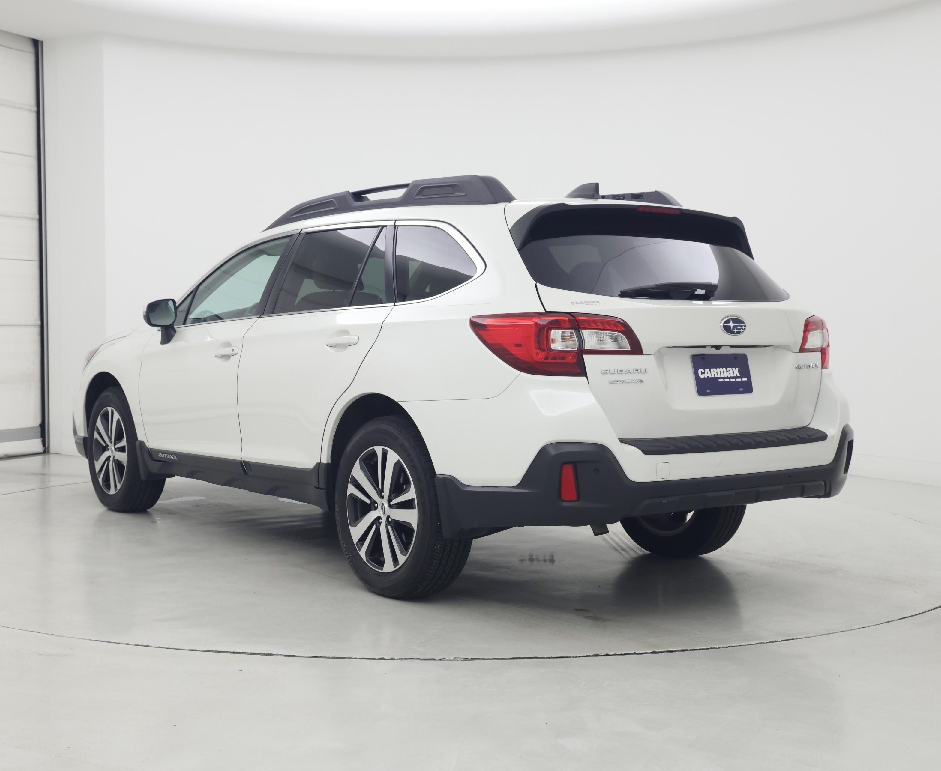 Thumbnail: 2018 Subaru Outback - 2