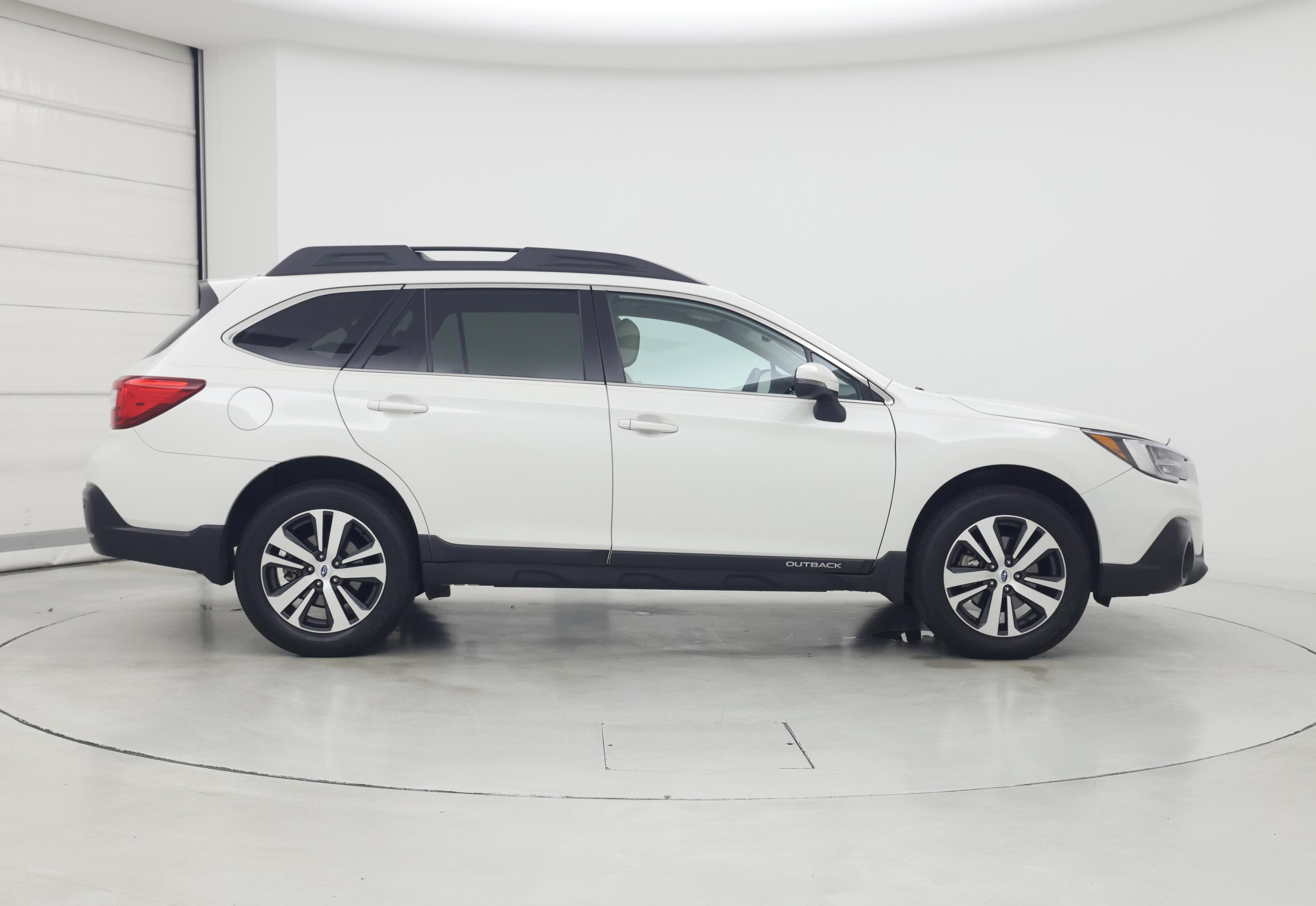 Thumbnail: 2018 Subaru Outback - 7