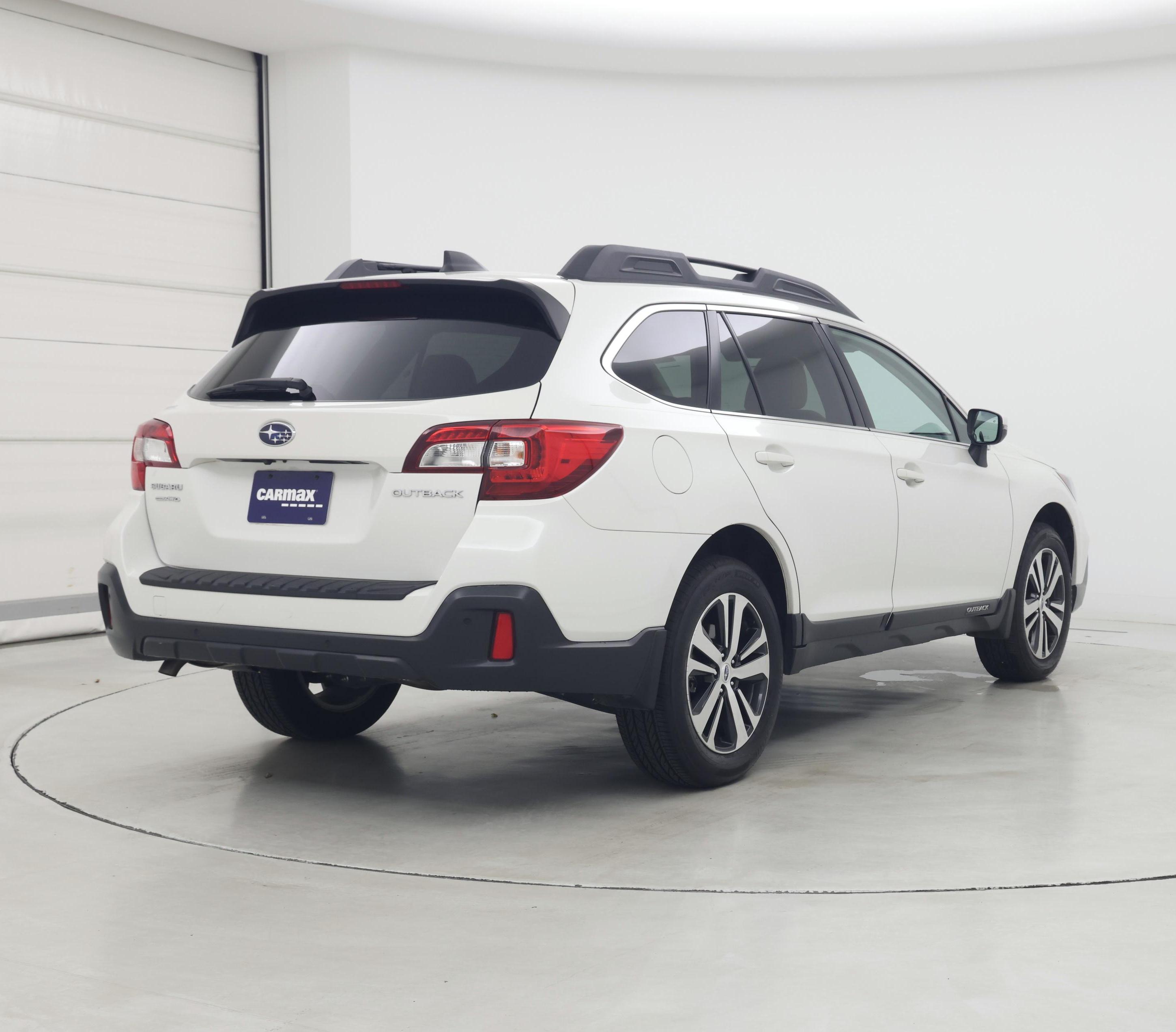 Thumbnail: 2018 Subaru Outback - 8