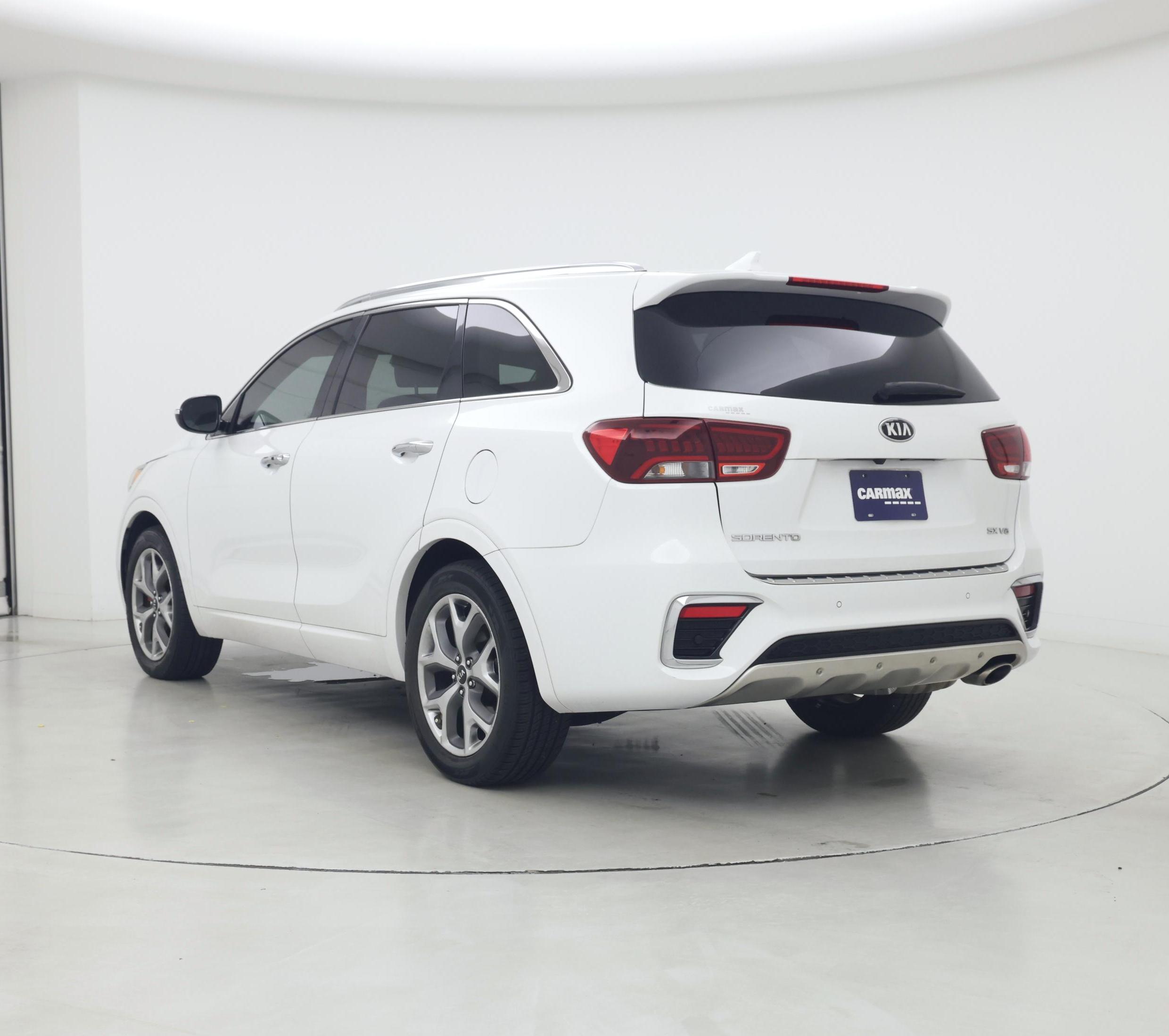 Thumbnail: 2019 Kia Sorento - 2