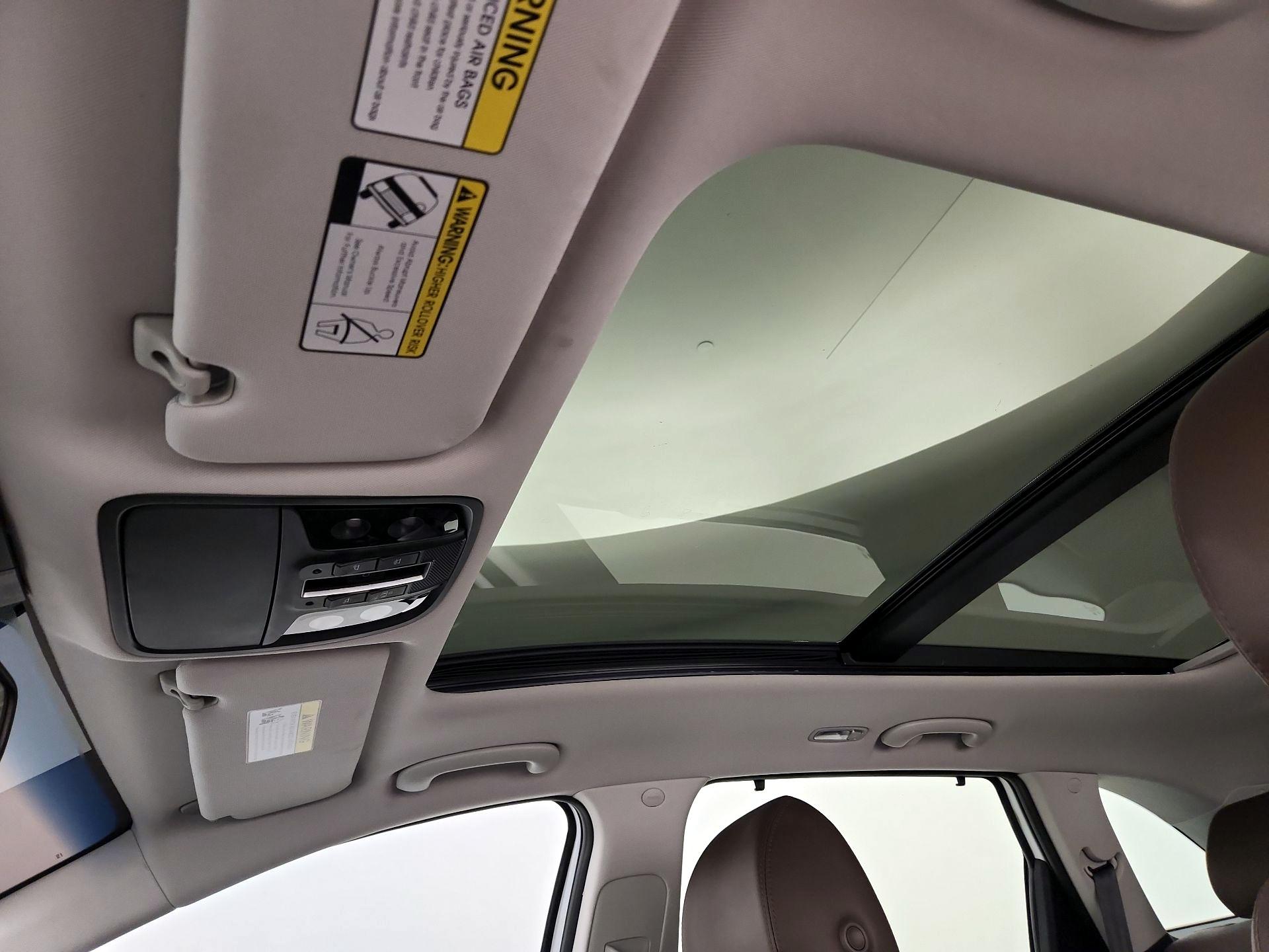 Thumbnail: 2019 Kia Sorento - 20