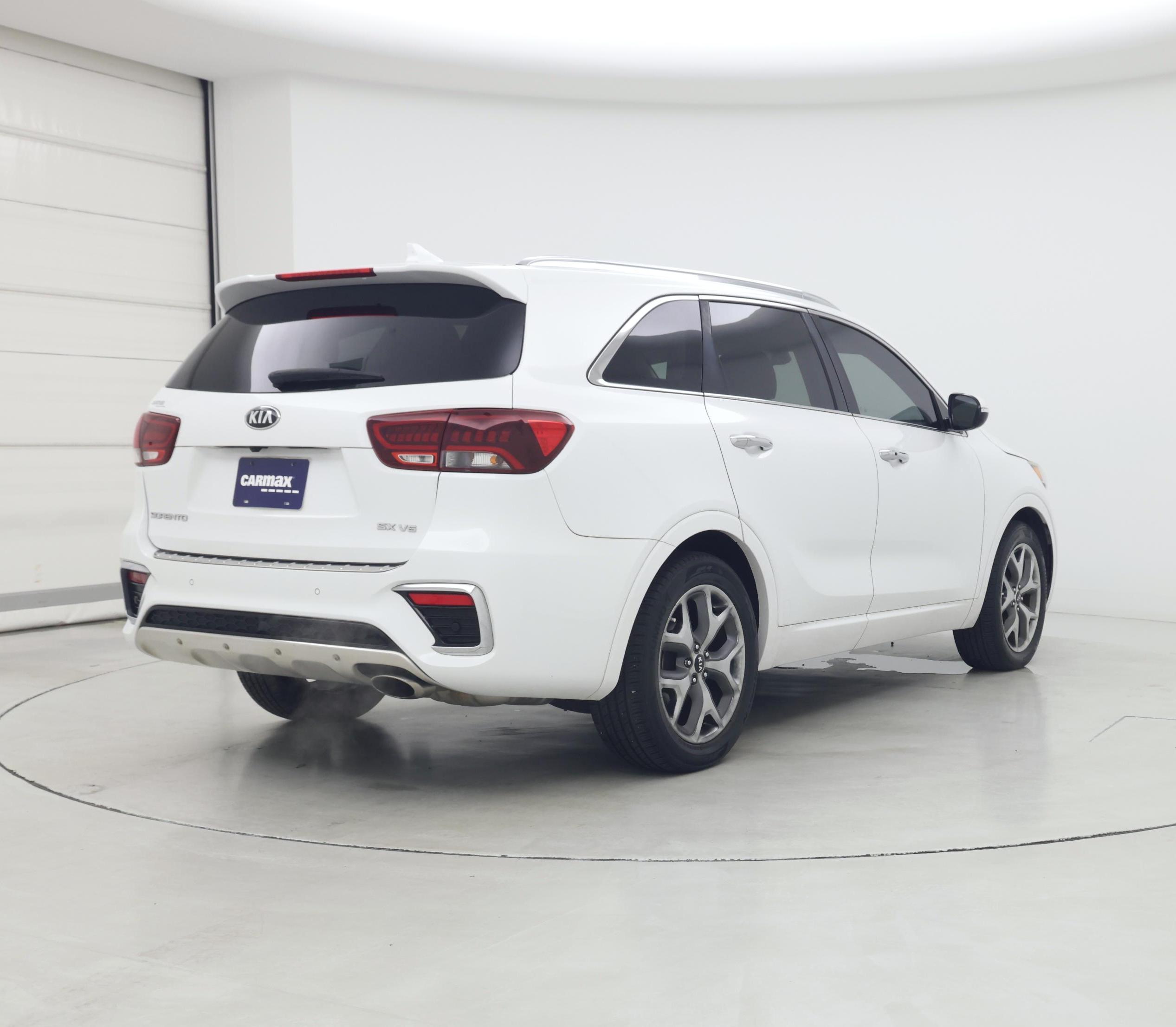 Thumbnail: 2019 Kia Sorento - 8
