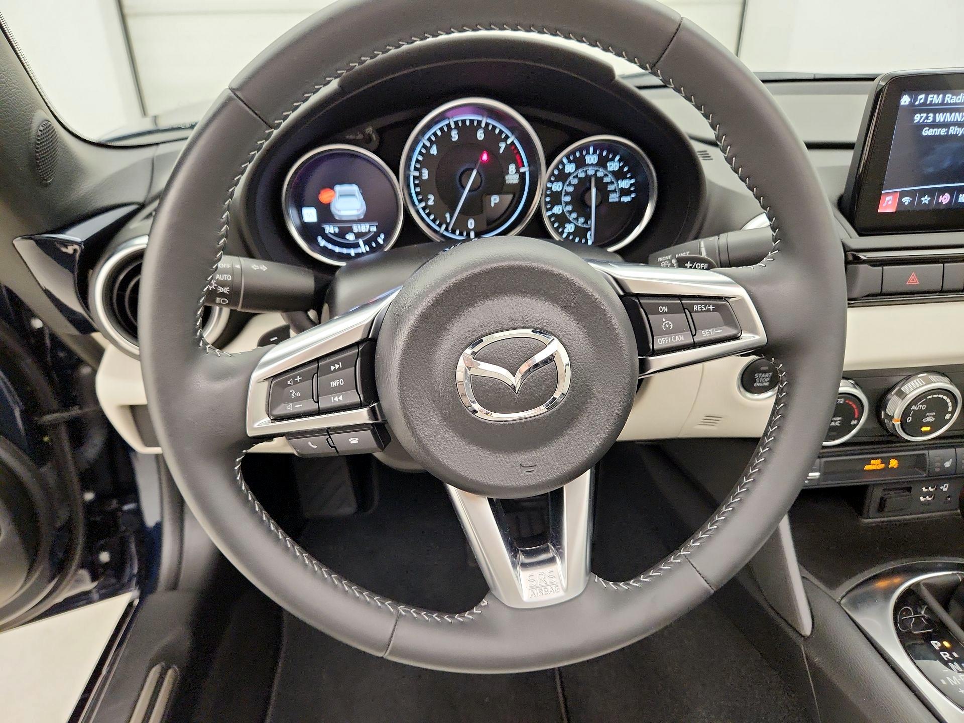 Thumbnail: 2021 Mazda MX-5 Miata - 10