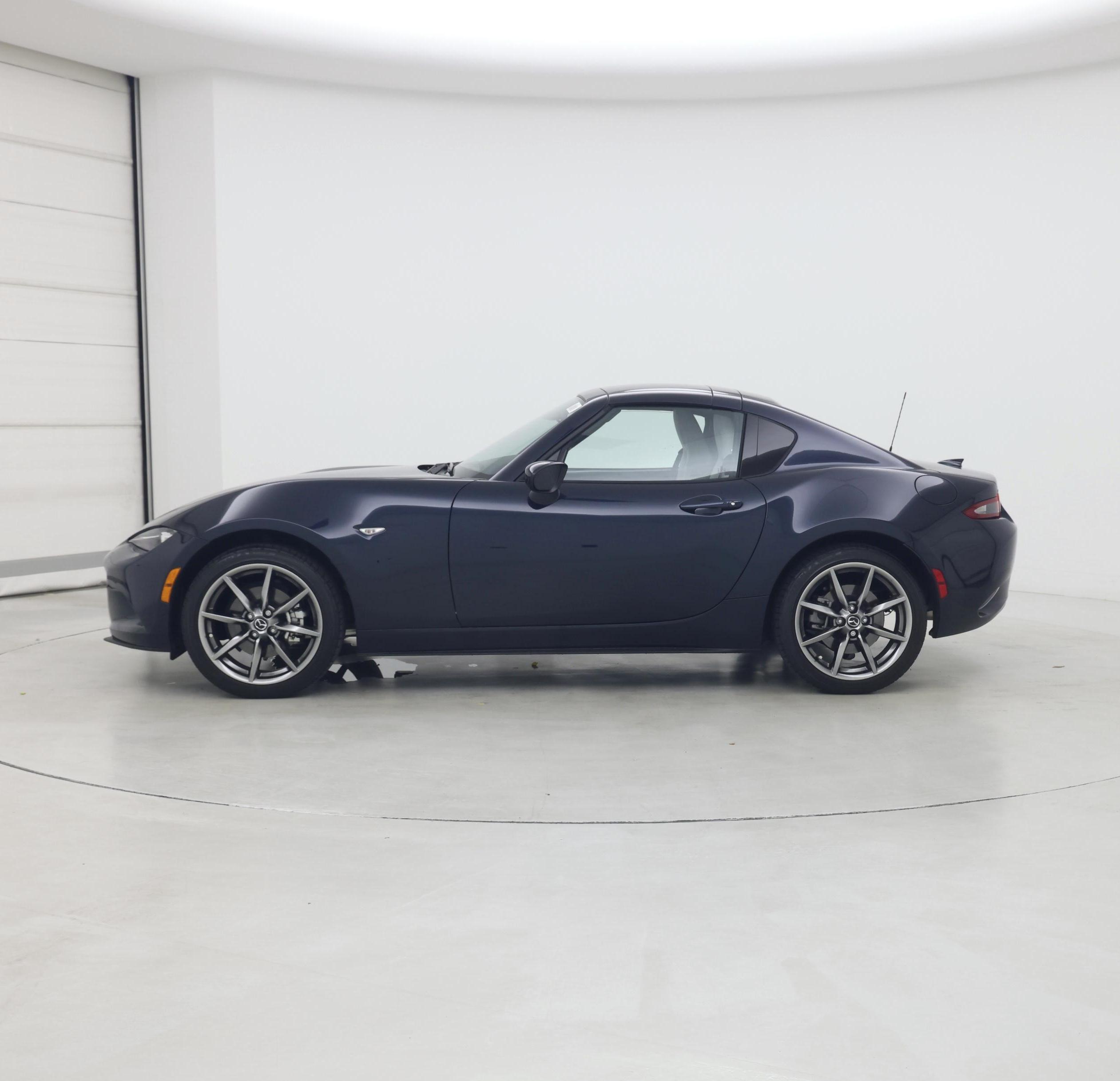 Thumbnail: 2021 Mazda MX-5 Miata - 3