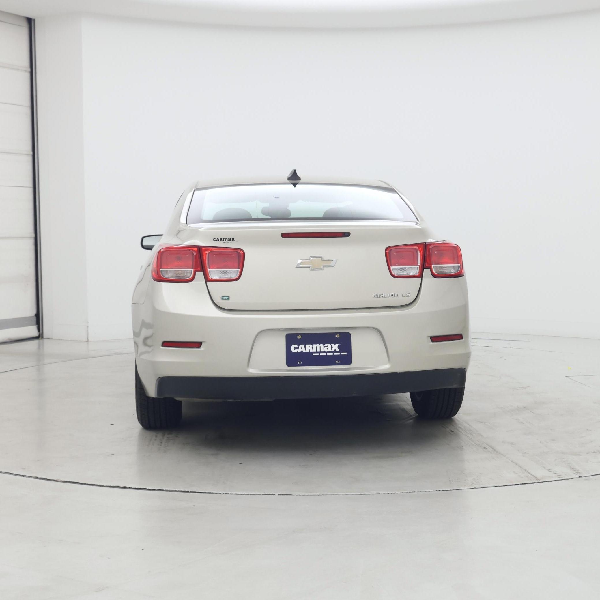 Thumbnail: 2015 Chevrolet Malibu - 6
