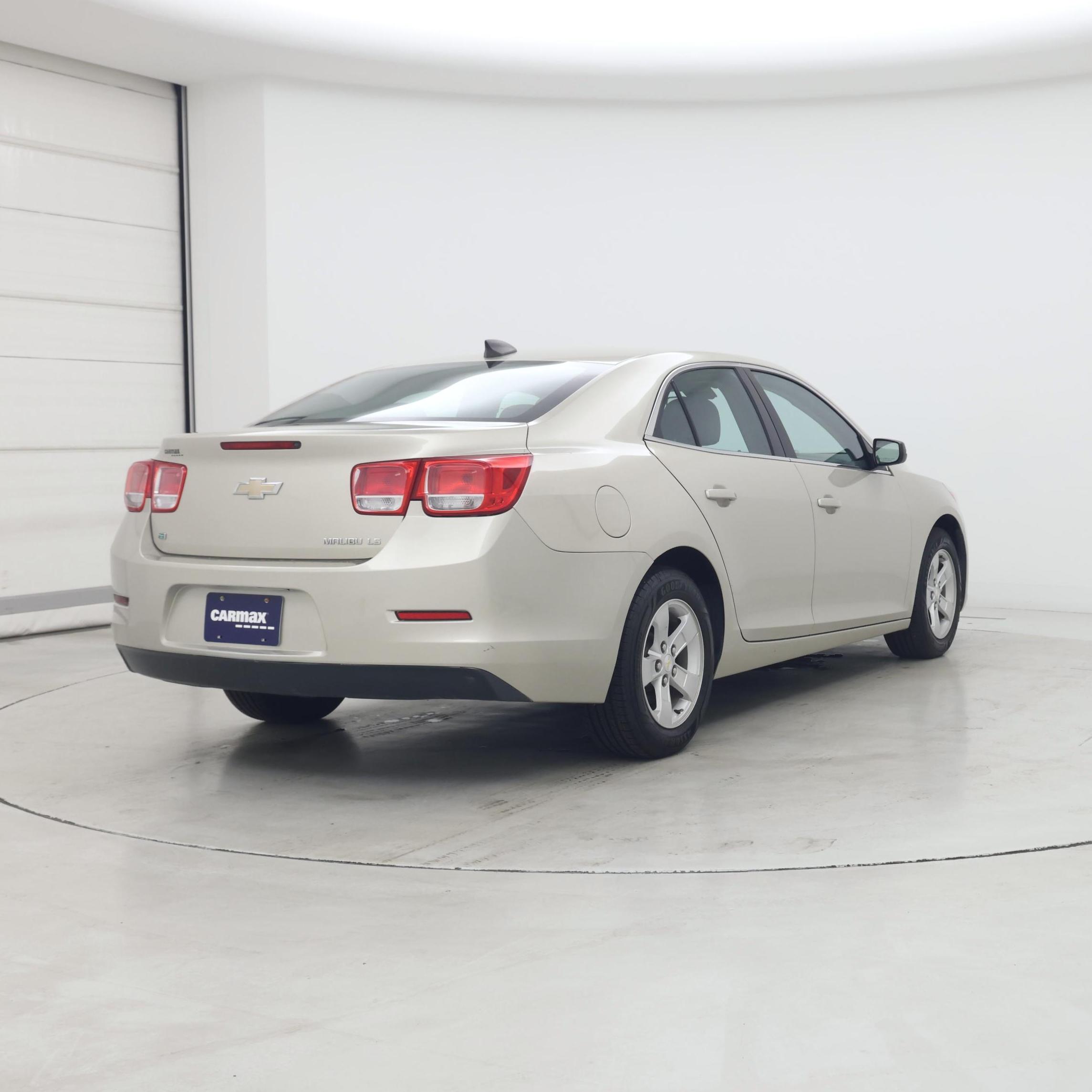 Thumbnail: 2015 Chevrolet Malibu - 8