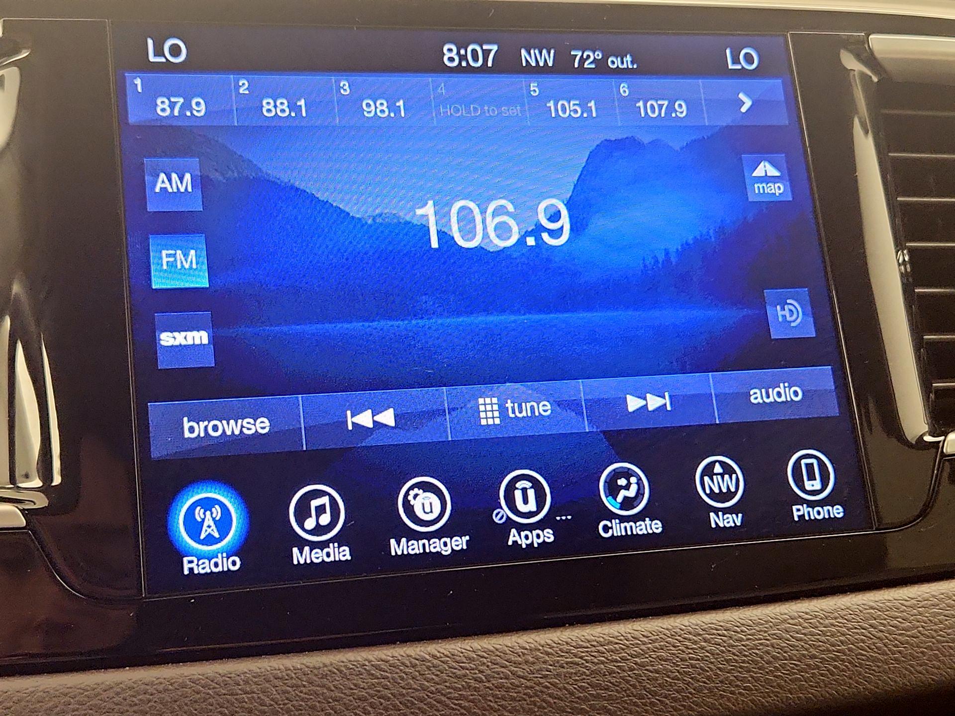 Thumbnail: 2017 Chrysler Pacifica - 16