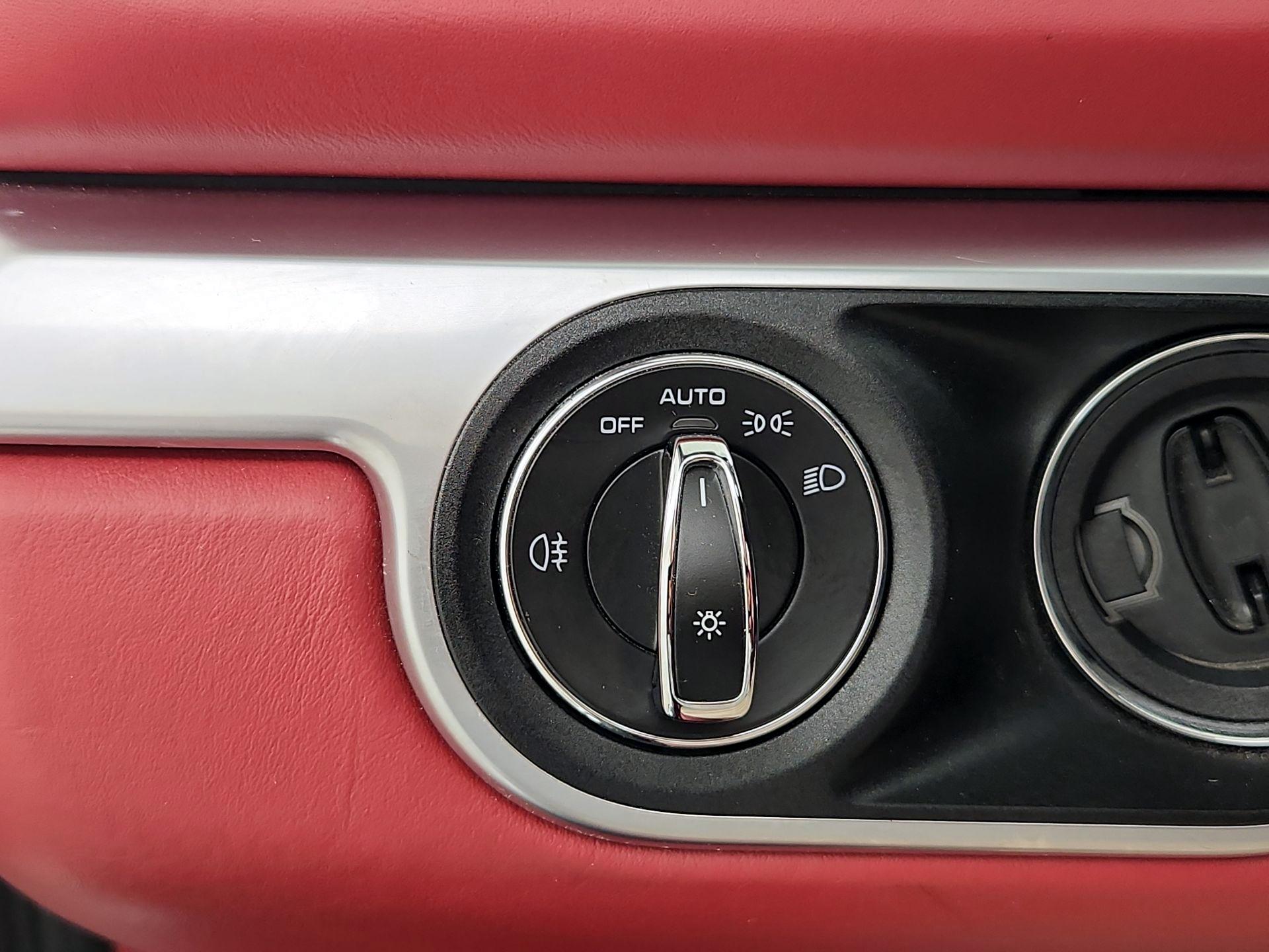 Thumbnail: 2015 Porsche Boxster - 13