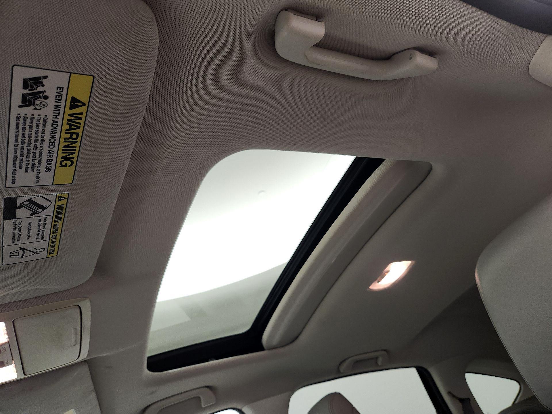 Thumbnail: 2015 Honda CR-V - 19