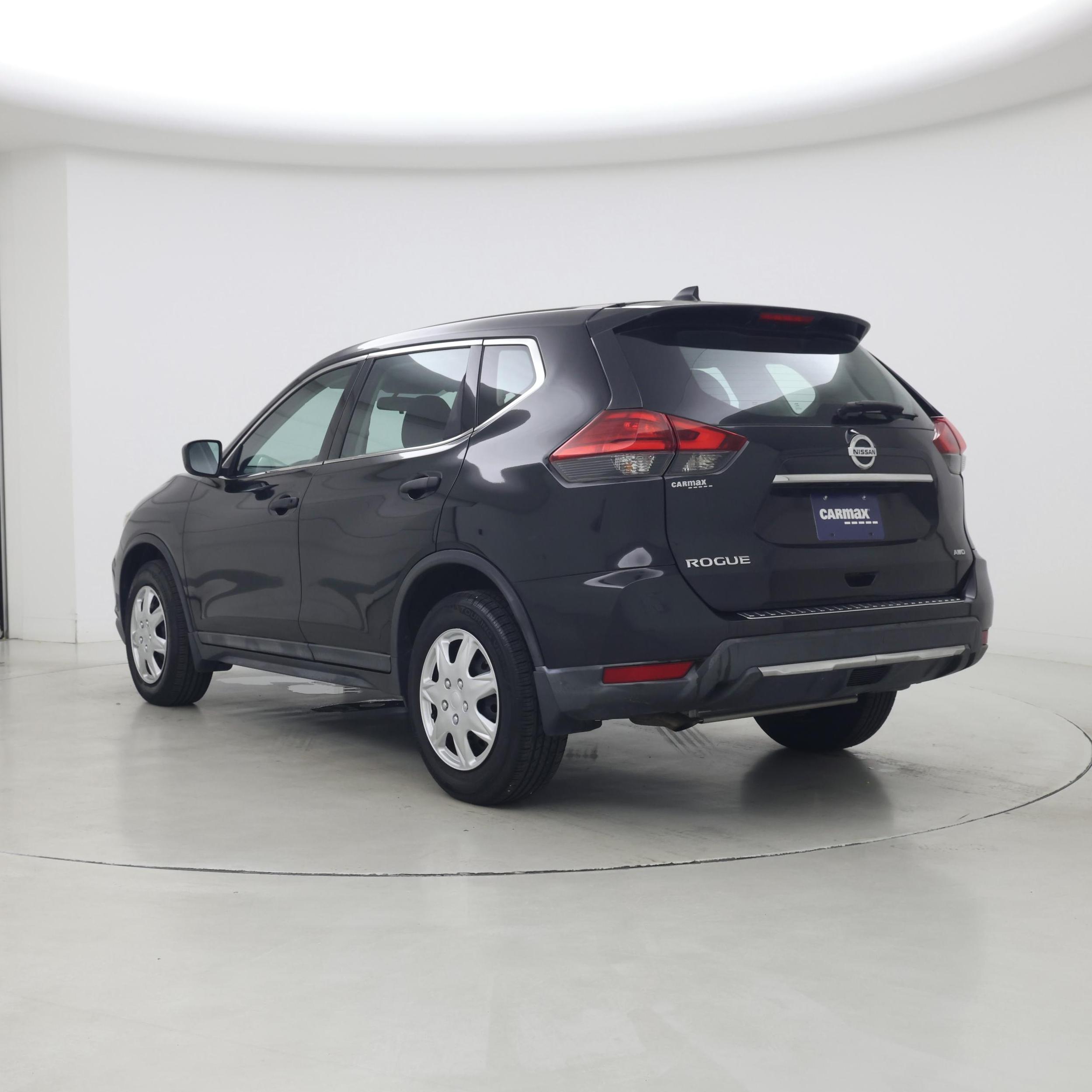 Thumbnail: 2017 Nissan Rogue - 2