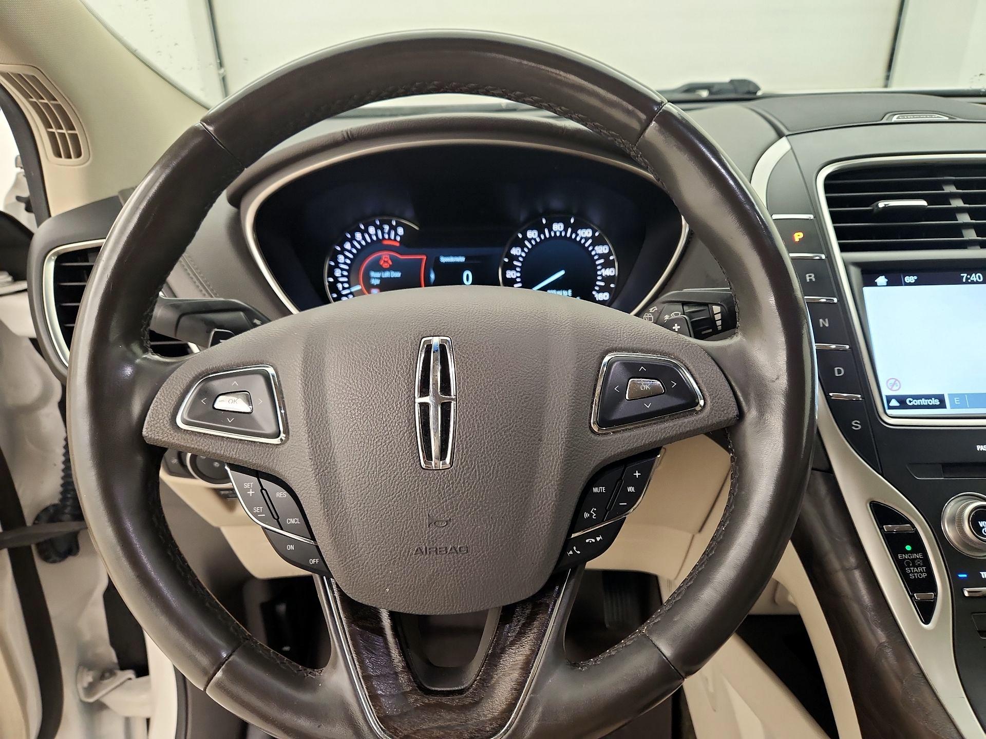Thumbnail: 2018 Lincoln MKX - 10