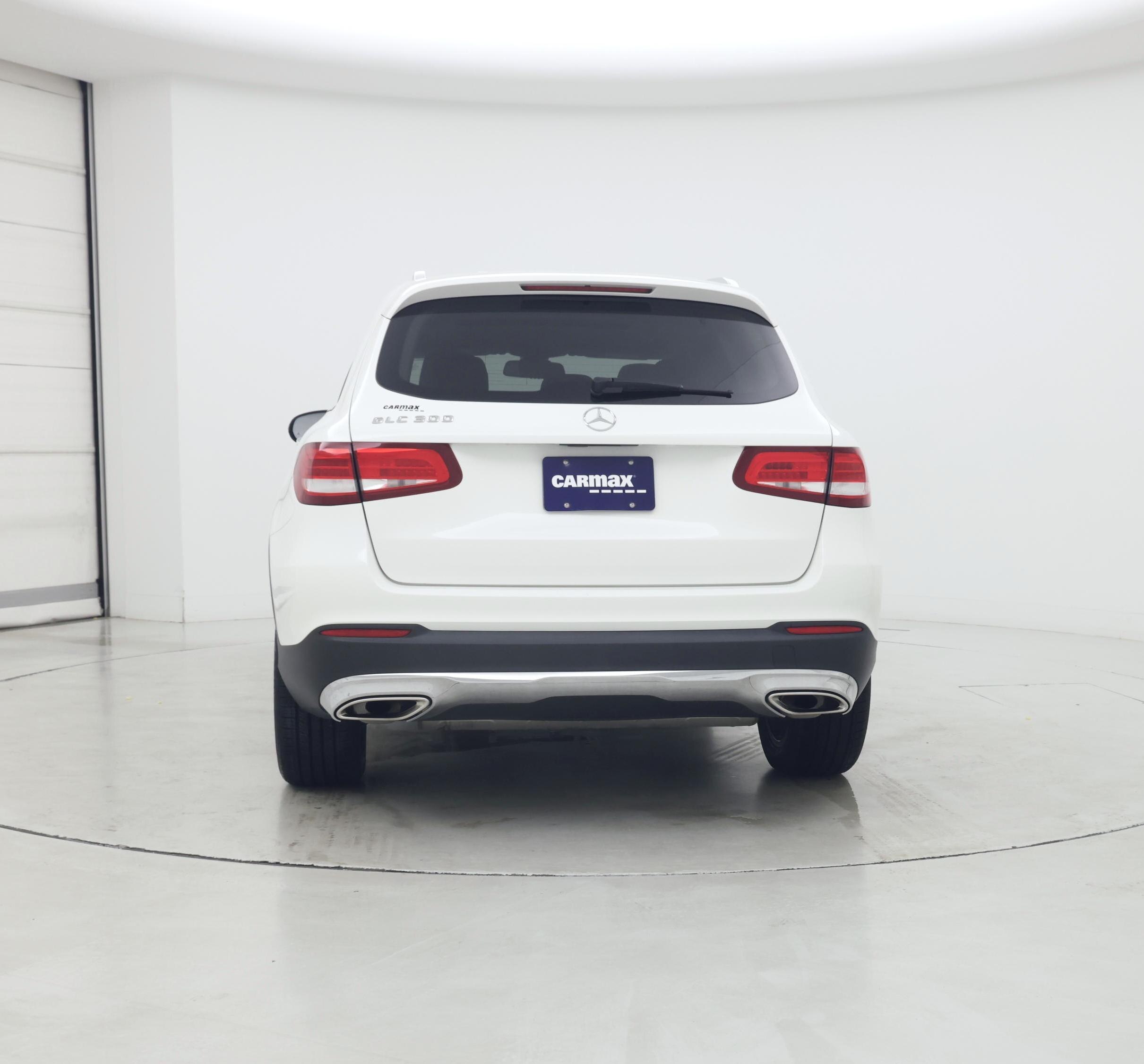 Thumbnail: 2016 Mercedes-Benz GLC - 6