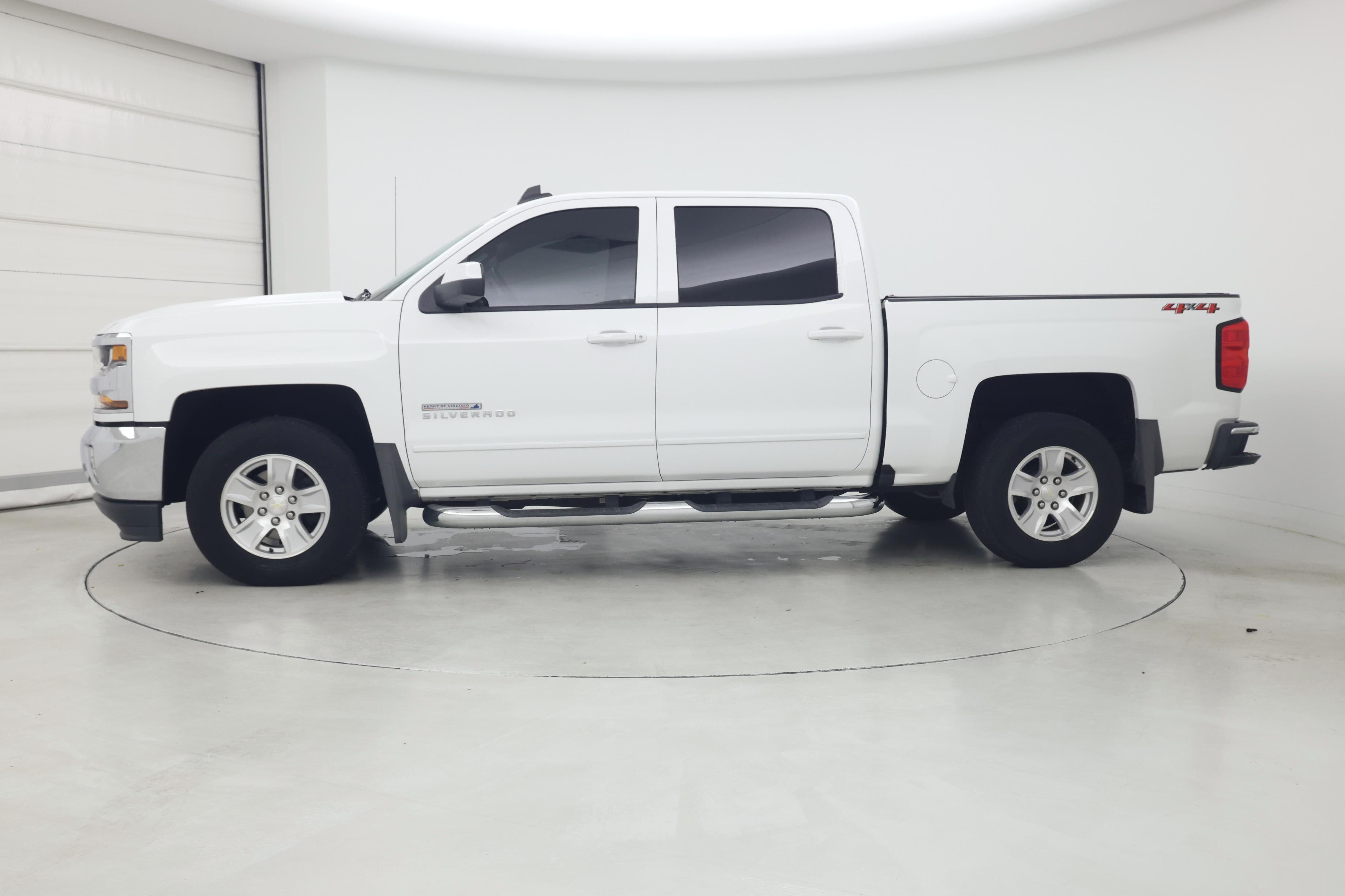 Thumbnail: 2018 Chevrolet Silverado 1500 - 3
